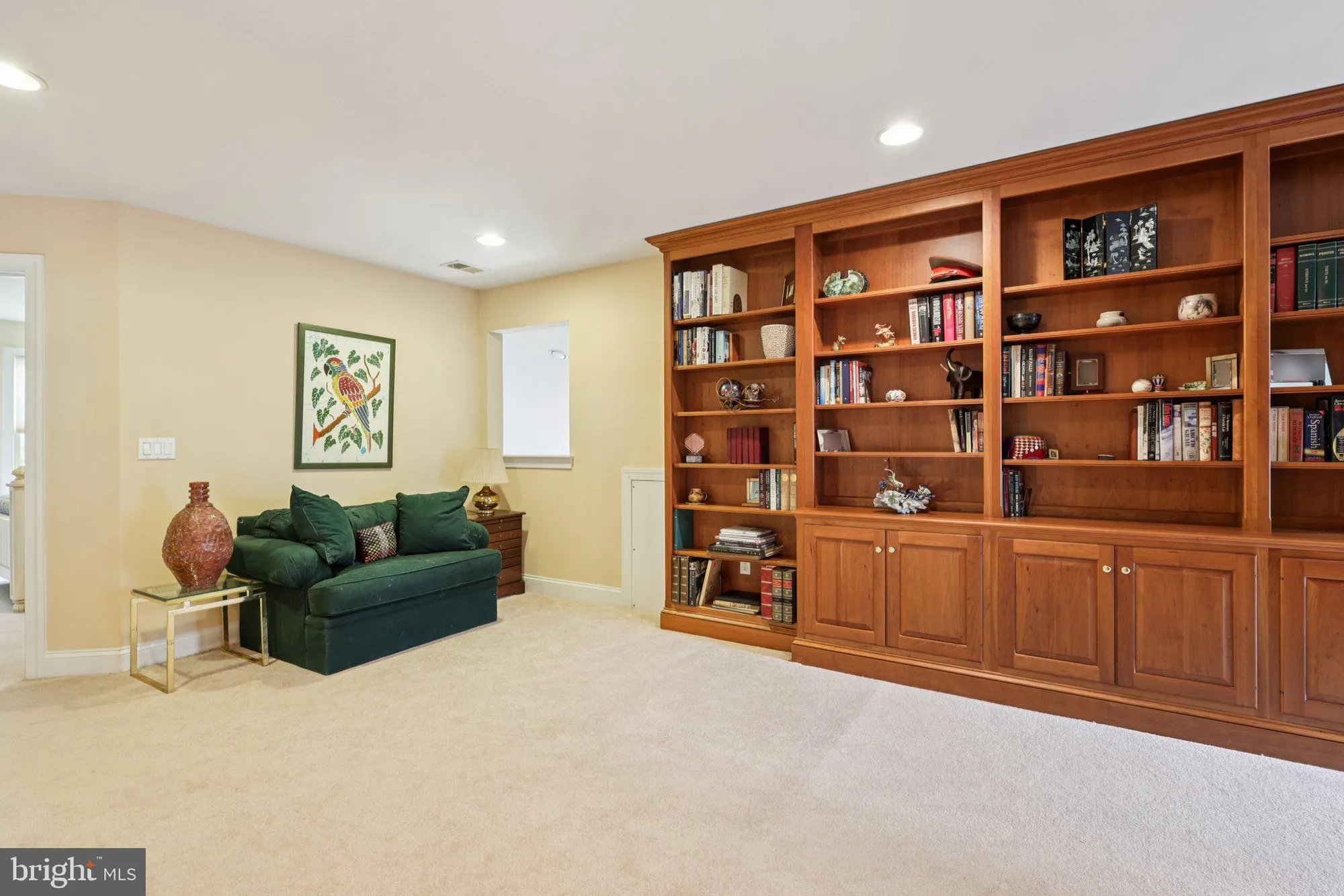 Property Slideshow image 40 of 68 | 28 bedford dr, Skillman, NJ, 08558