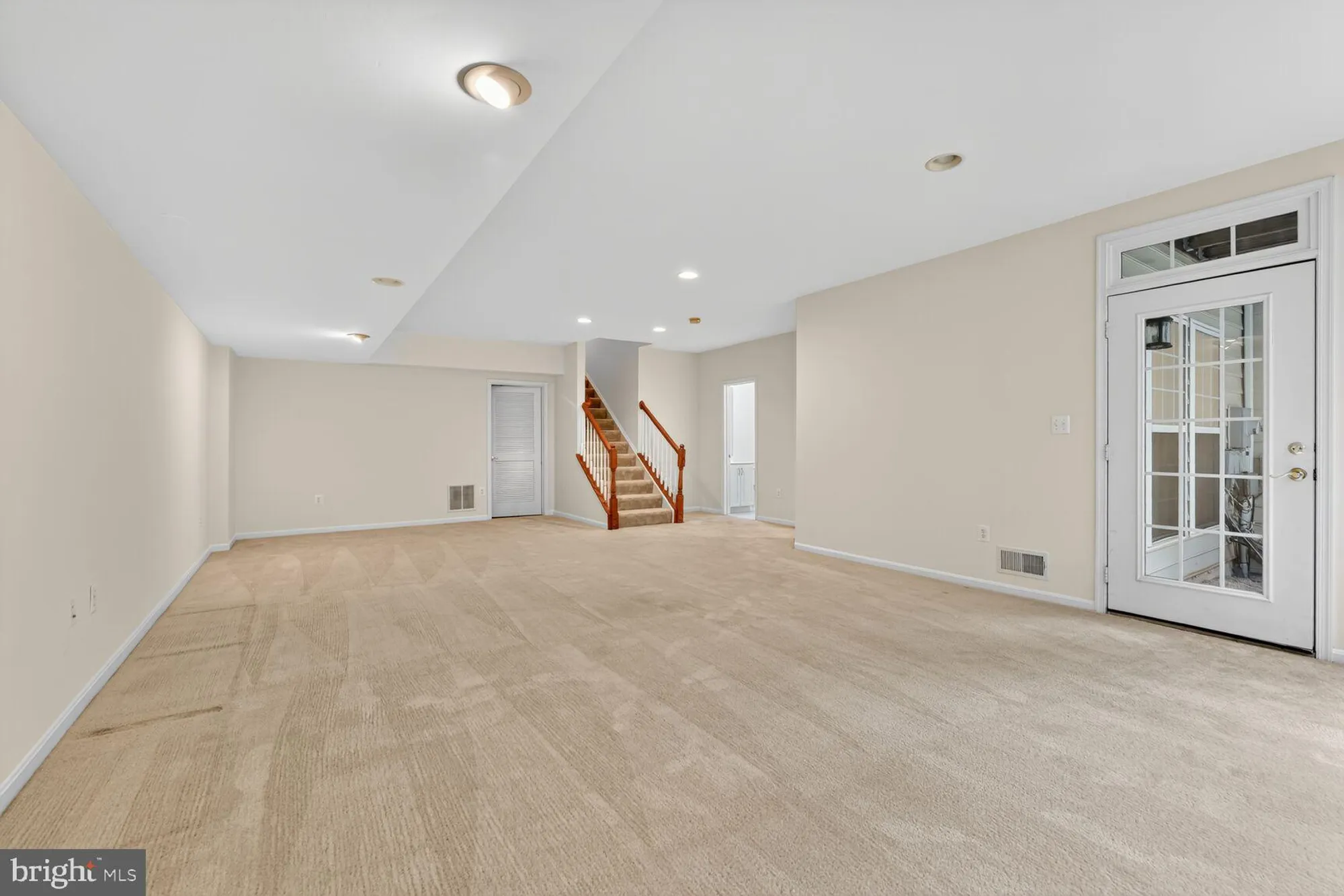 Property Slideshow image 46 of 57 | 20898 prince lowes ter, Sterling, VA, 20165