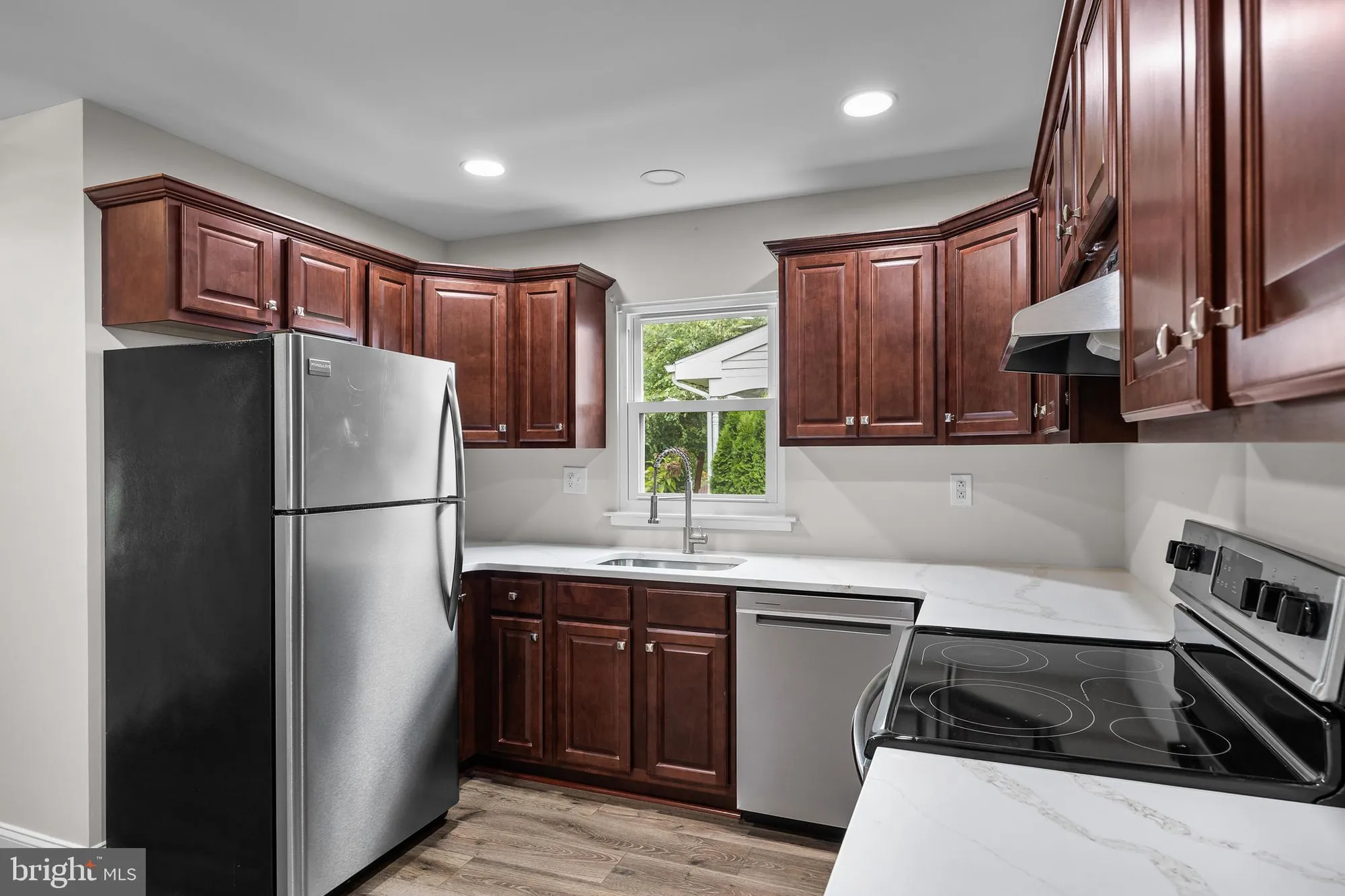 Property Slideshow image 7 of 24 | 175 huntington dr, Southampton, NJ, 08088