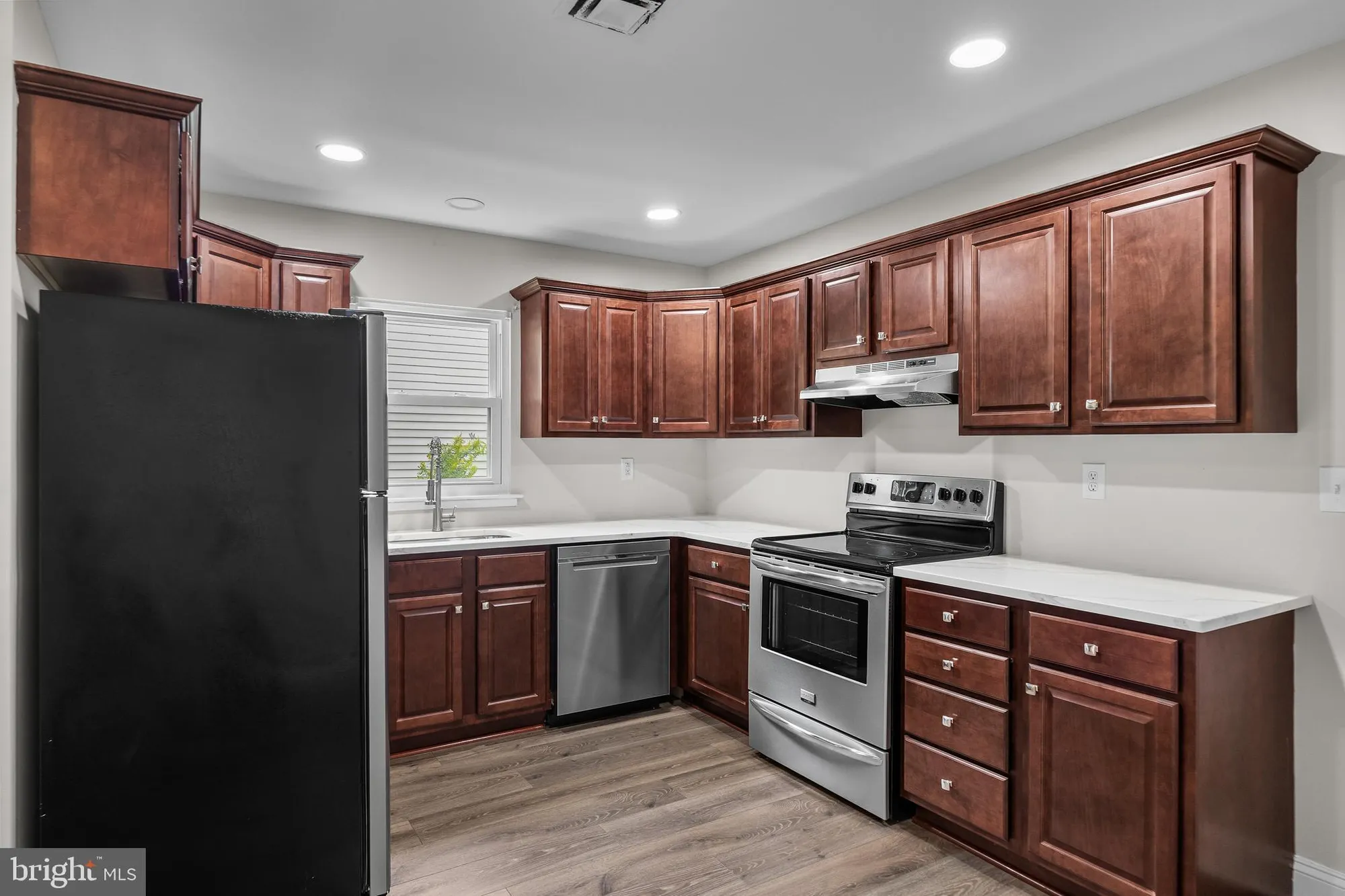 Property Slideshow image 6 of 24 | 175 huntington dr, Southampton, NJ, 08088