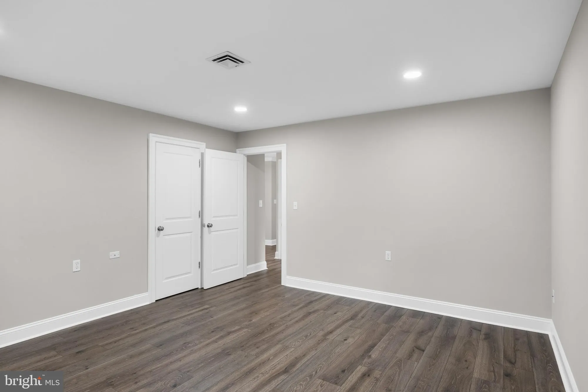 Property Slideshow image 12 of 24 | 175 huntington dr, Southampton, NJ, 08088