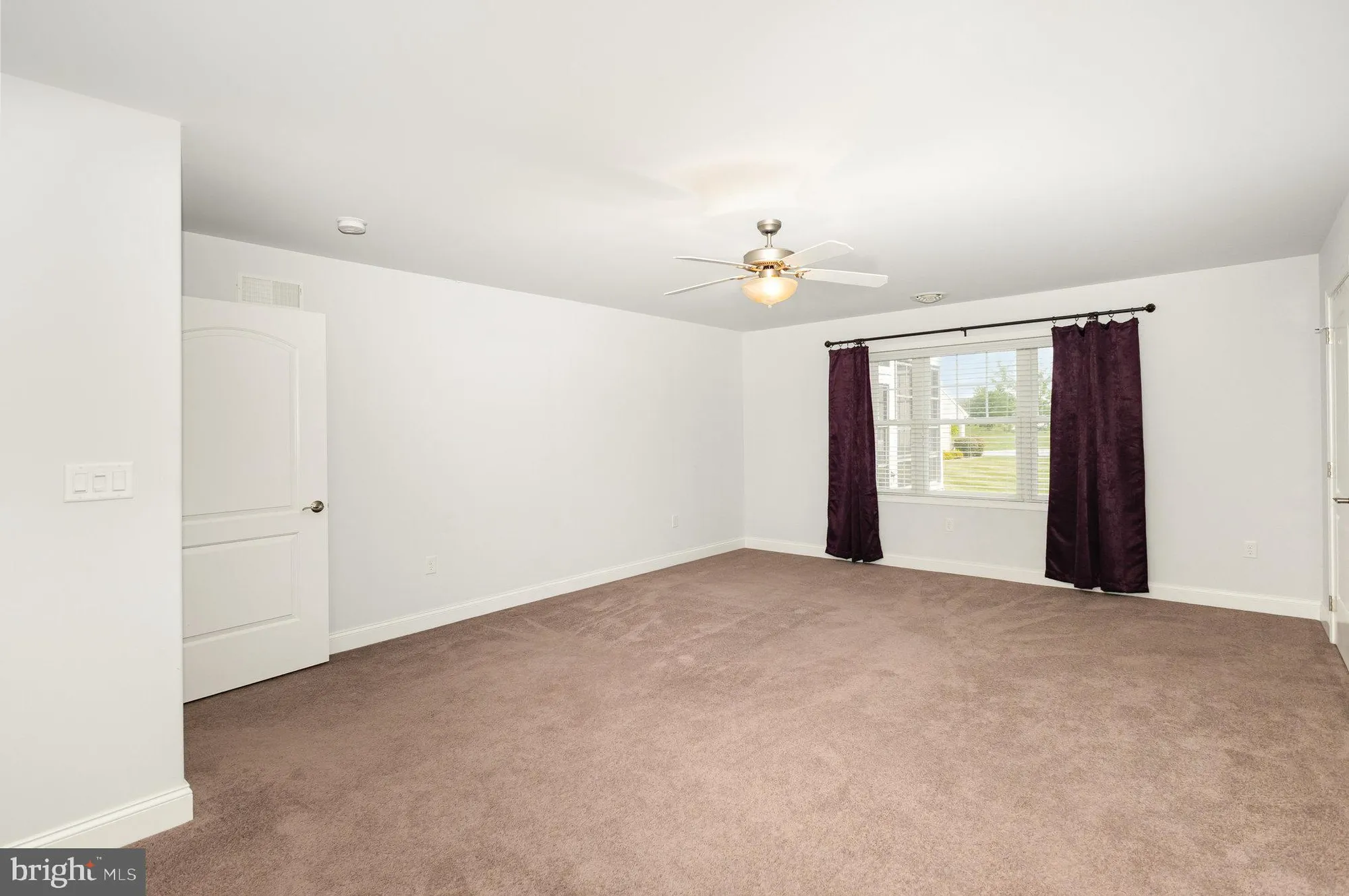 Property Slideshow image 20 of 39 | 1007 great hall dr, Lebanon, PA, 17042