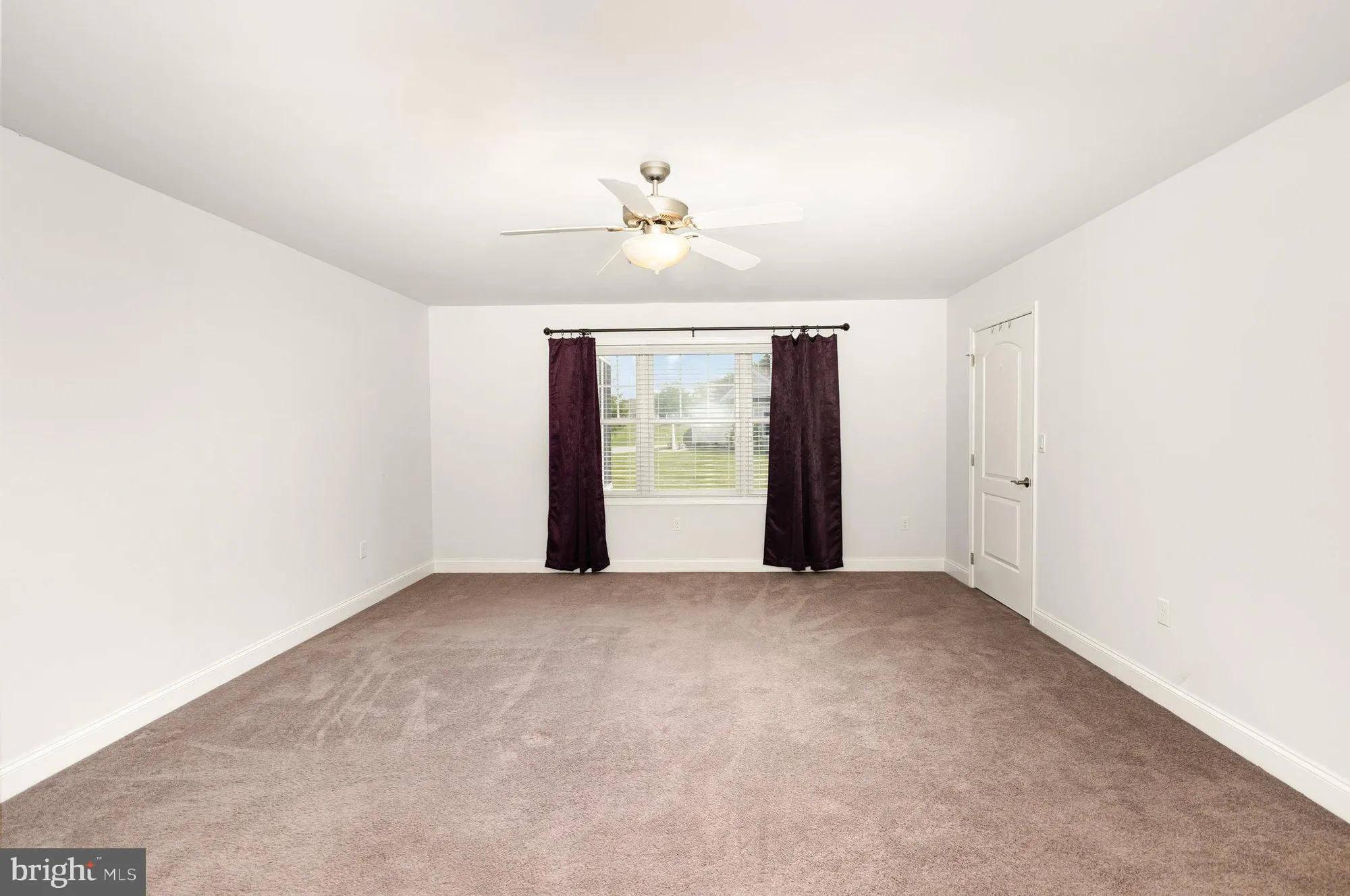 Property Slideshow image 21 of 39 | 1007 great hall dr, Lebanon, PA, 17042