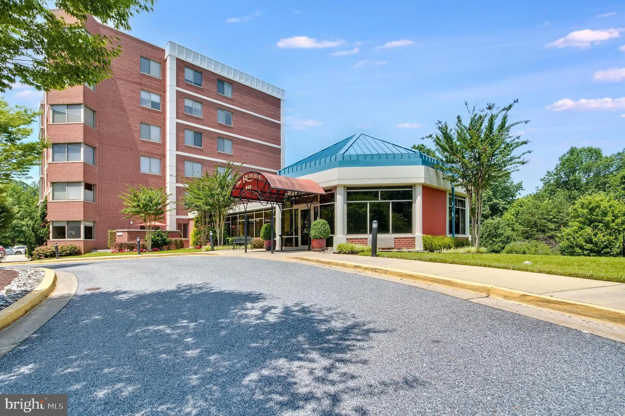 Property Slideshow image 2 of 52 | 940 astern way 309, Annapolis, MD, 21401