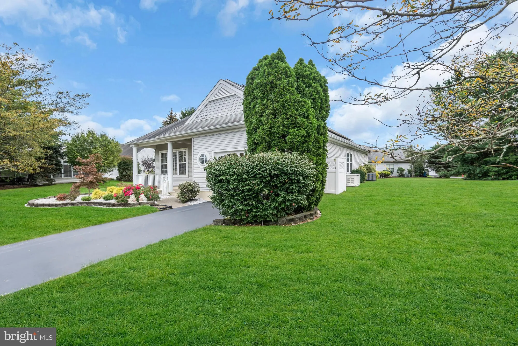 Property Slideshow image 6 of 44 | 34 florence dr, Manchester, NJ, 08759