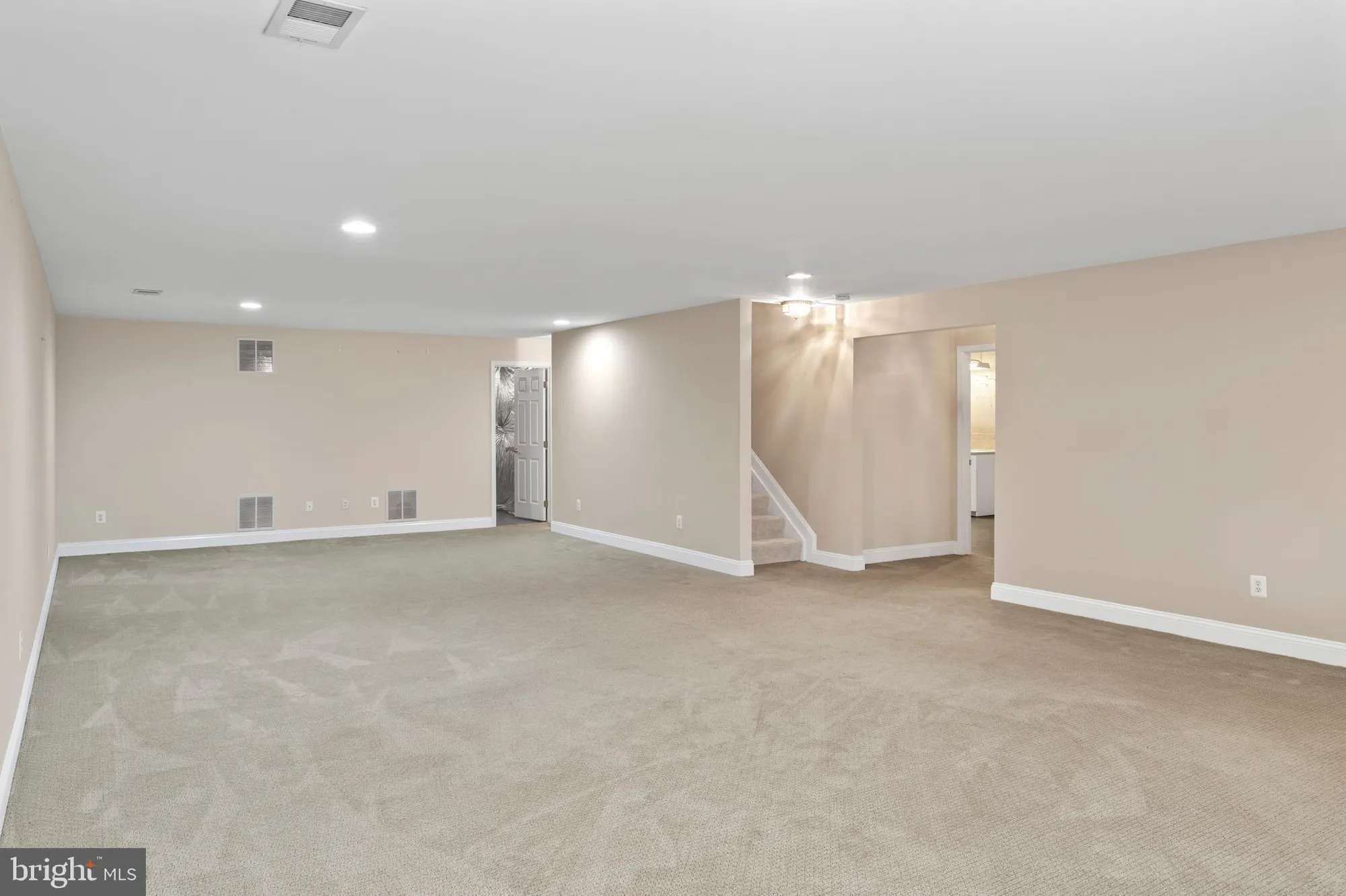 Property Slideshow image 41 of 67 | 13879 crabtree way, Gainesville, VA, 20155