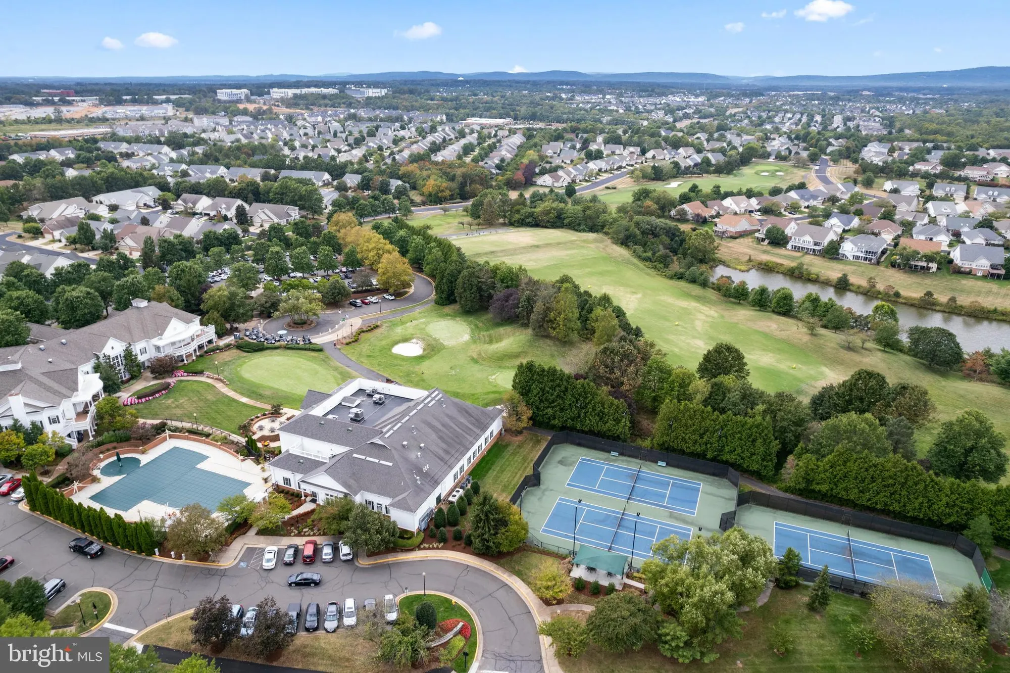 Property Slideshow image 60 of 67 | 13879 crabtree way, Gainesville, VA, 20155