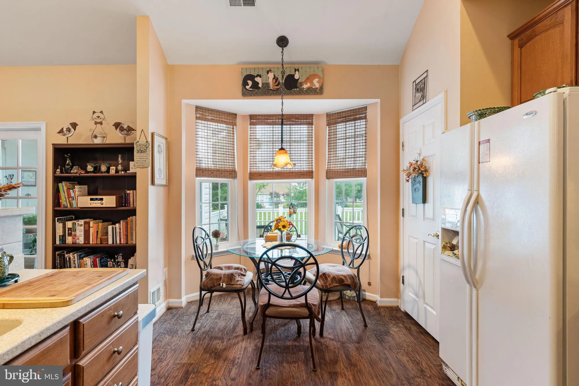 Property Slideshow image 8 of 44 | 3758 blowing leaf pl, Dumfries, VA, 22025