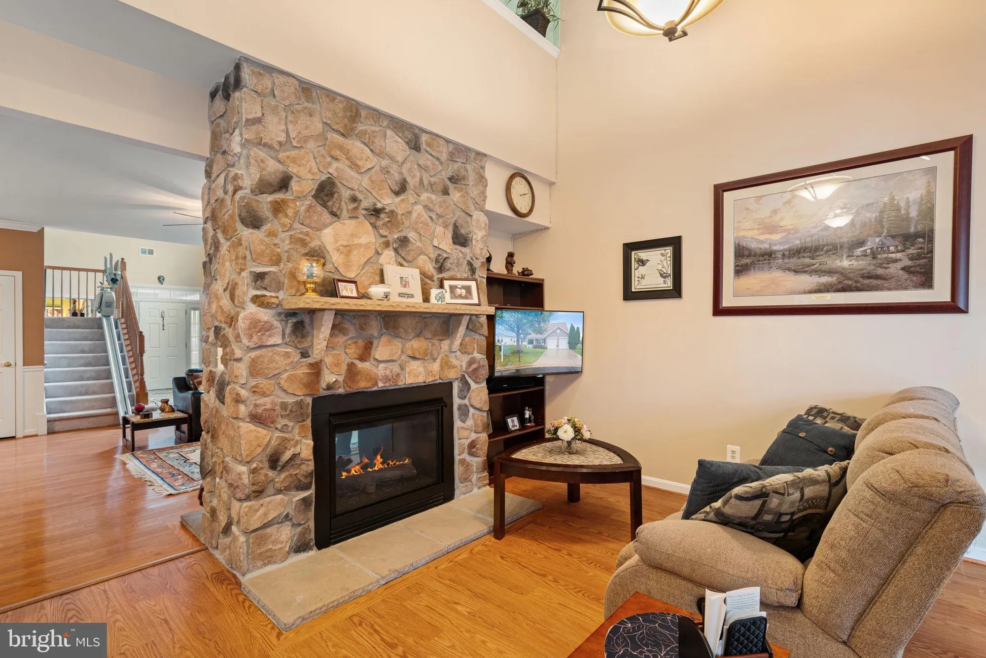 Property Slideshow image 11 of 44 | 3758 blowing leaf pl, Dumfries, VA, 22025