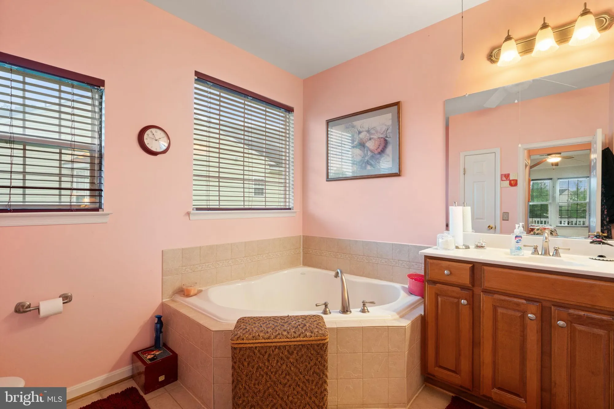 Property Slideshow image 27 of 44 | 3758 blowing leaf pl, Dumfries, VA, 22025