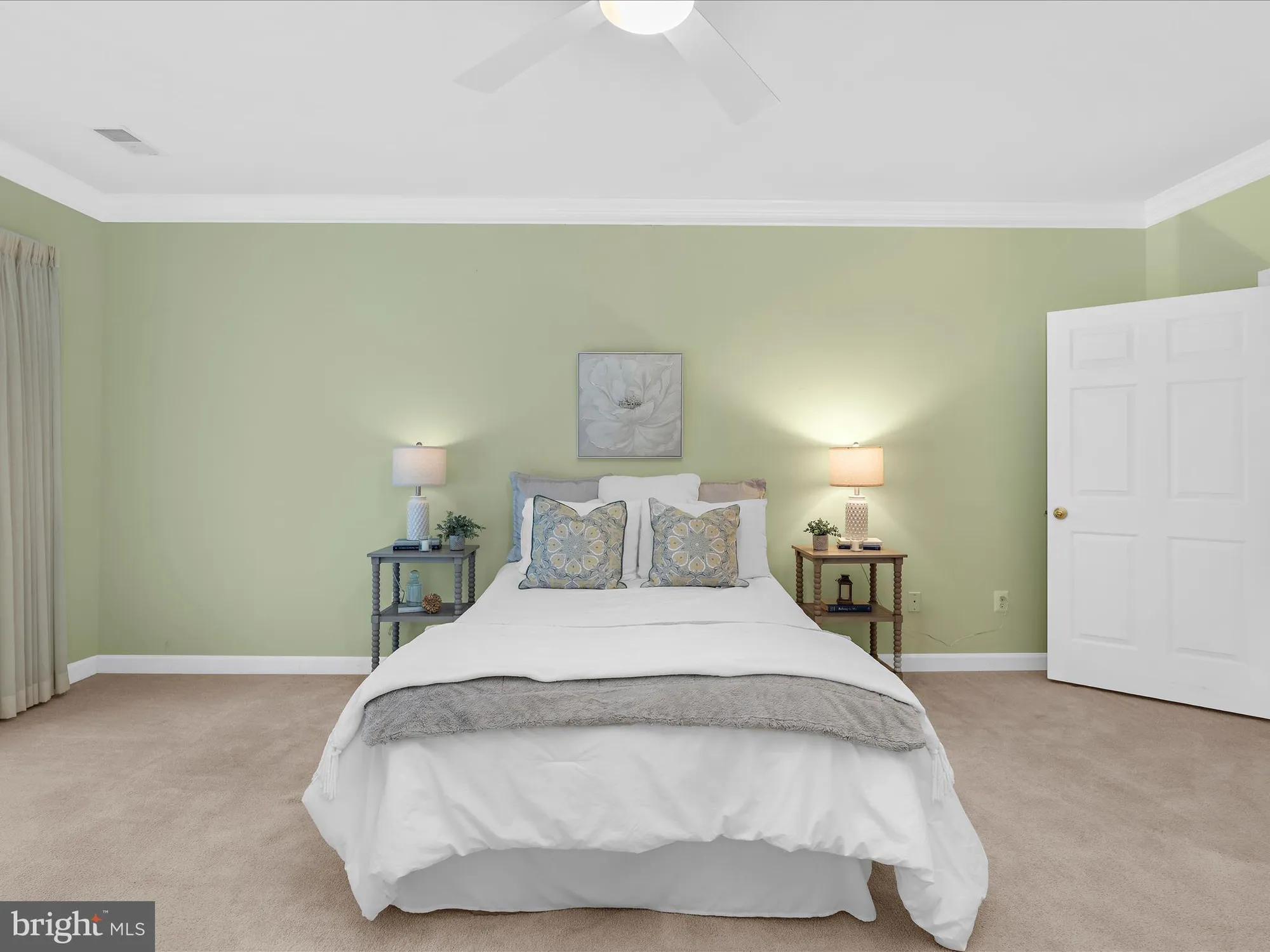 Property Slideshow image 19 of 49 | 311 hamlet cir, Edgewater, MD, 21037