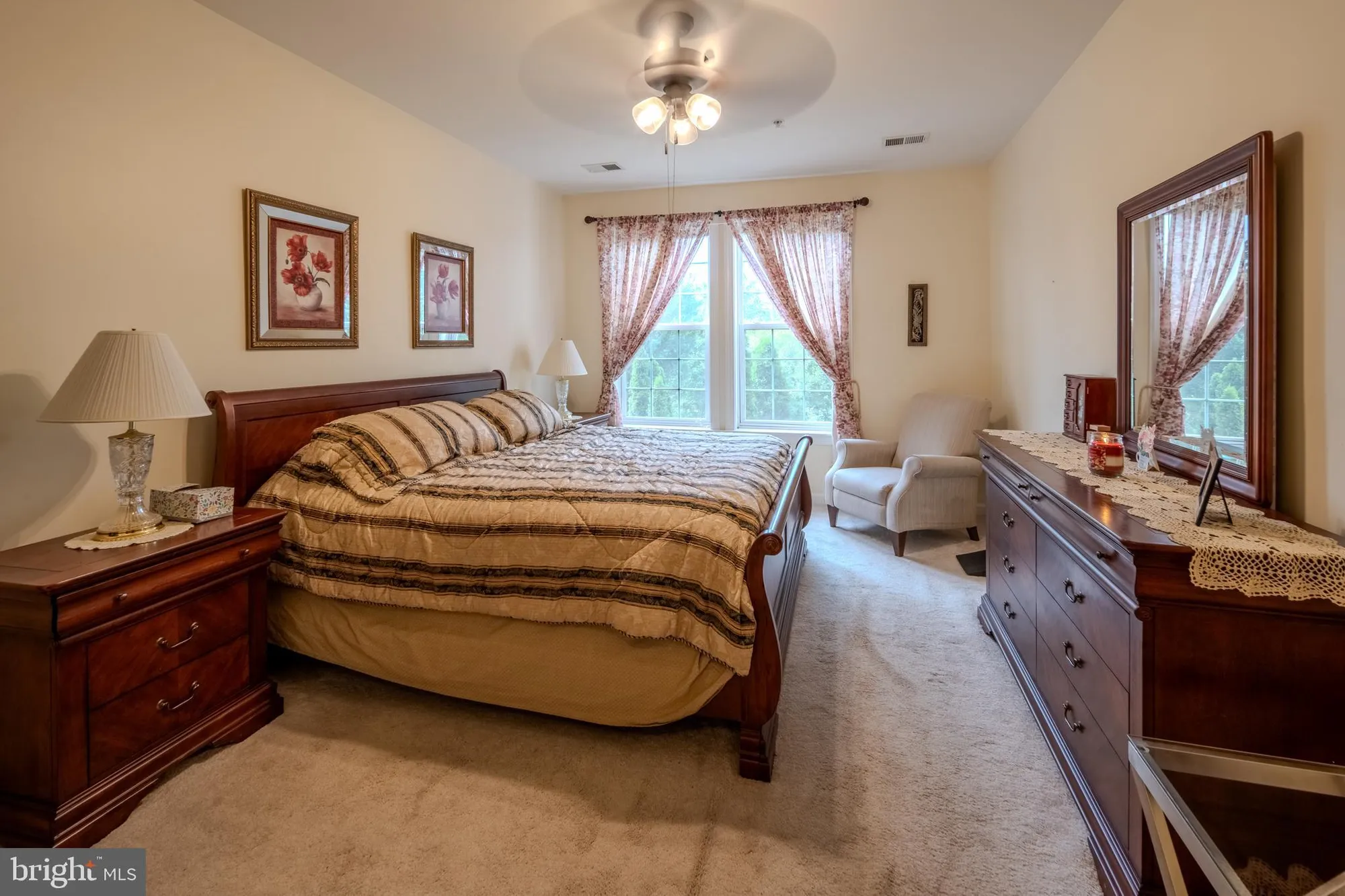 Property Slideshow image 8 of 27 | 44465 chamberlain ter unit 103, Ashburn, VA, 20147