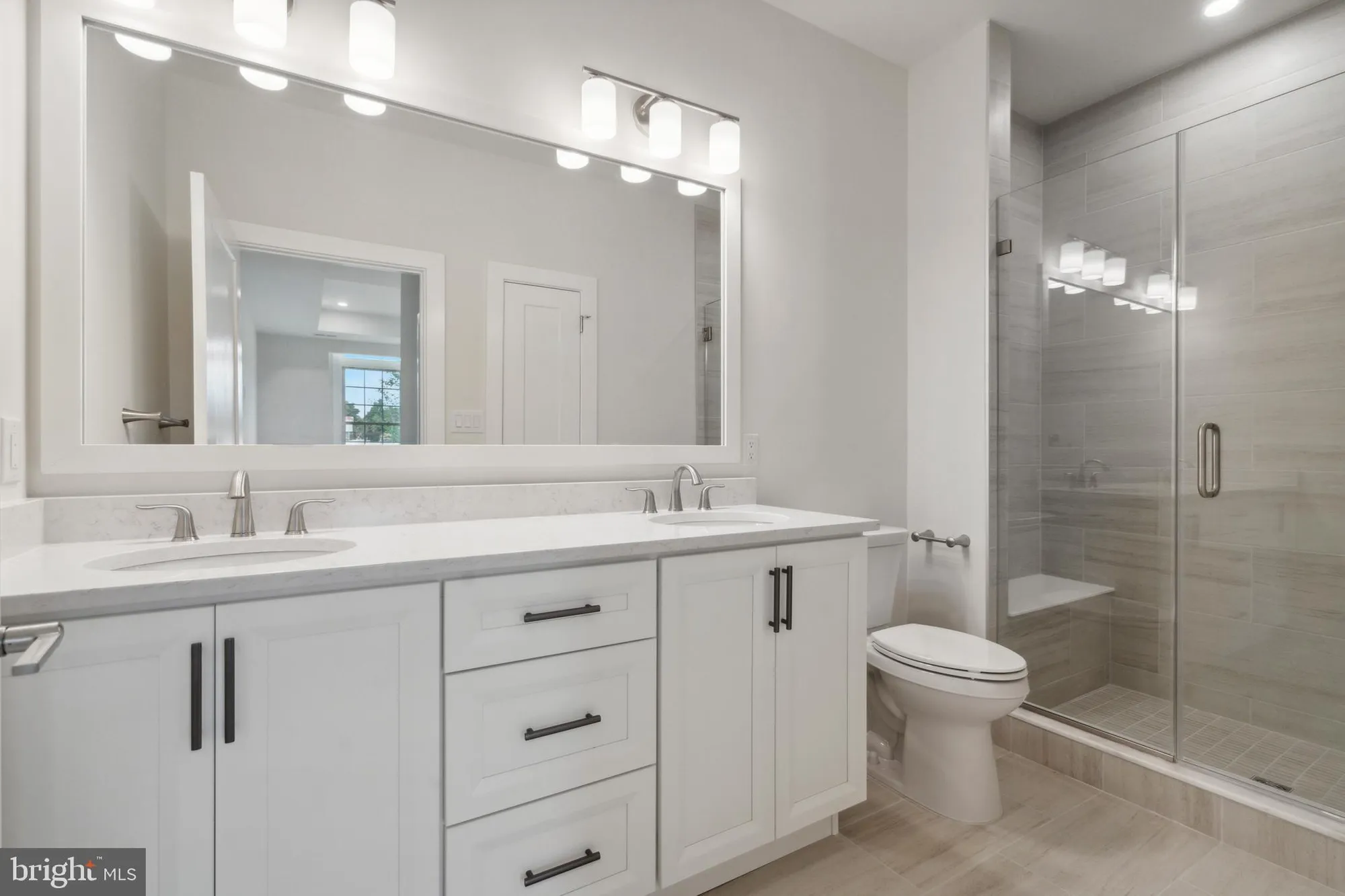 Property Slideshow image 15 of 22 | 503 fullerton farm ct, Warrington, PA, 18976