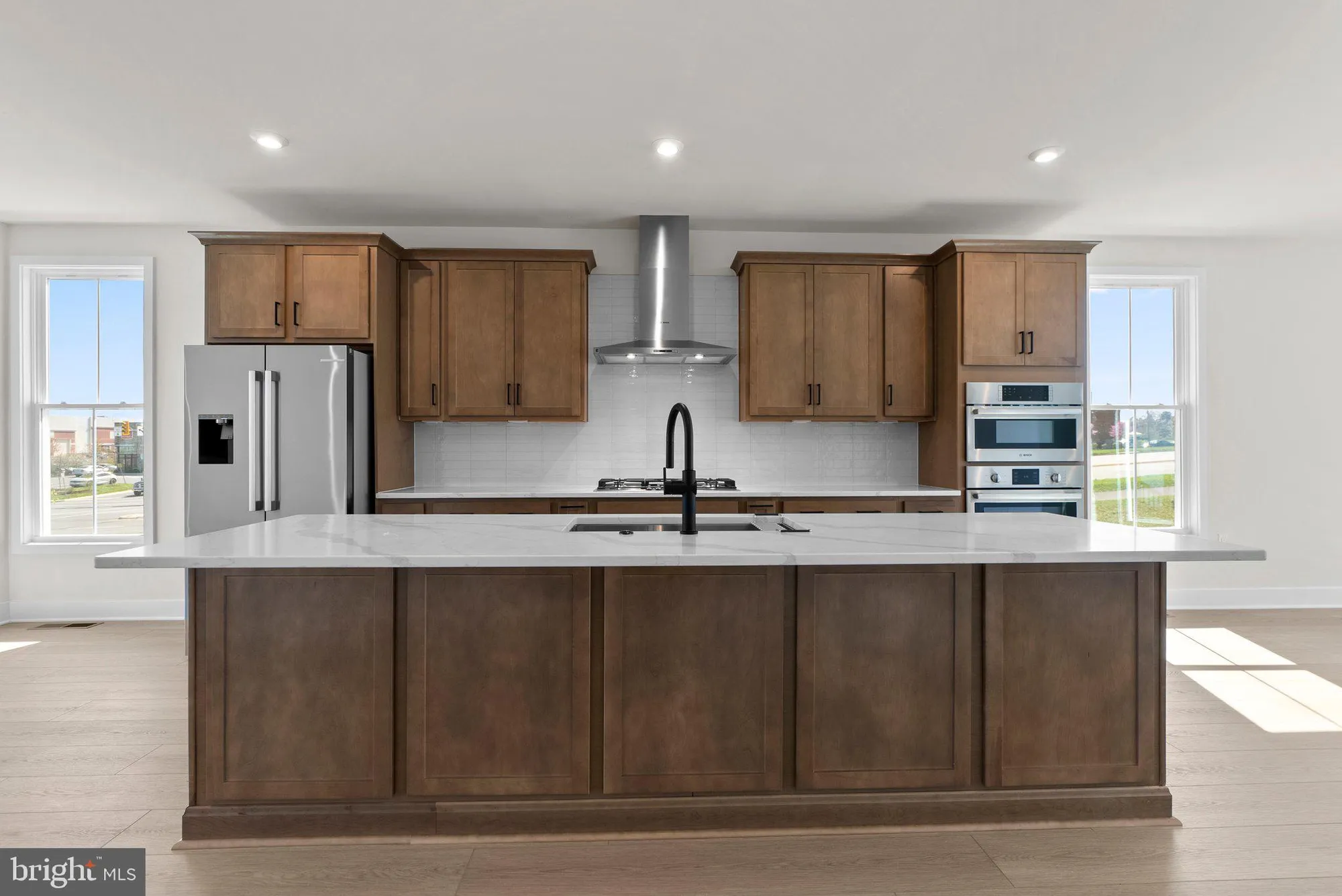 Property Slideshow image 8 of 49 | 44506 lowestoft sq, Ashburn, VA, 20147