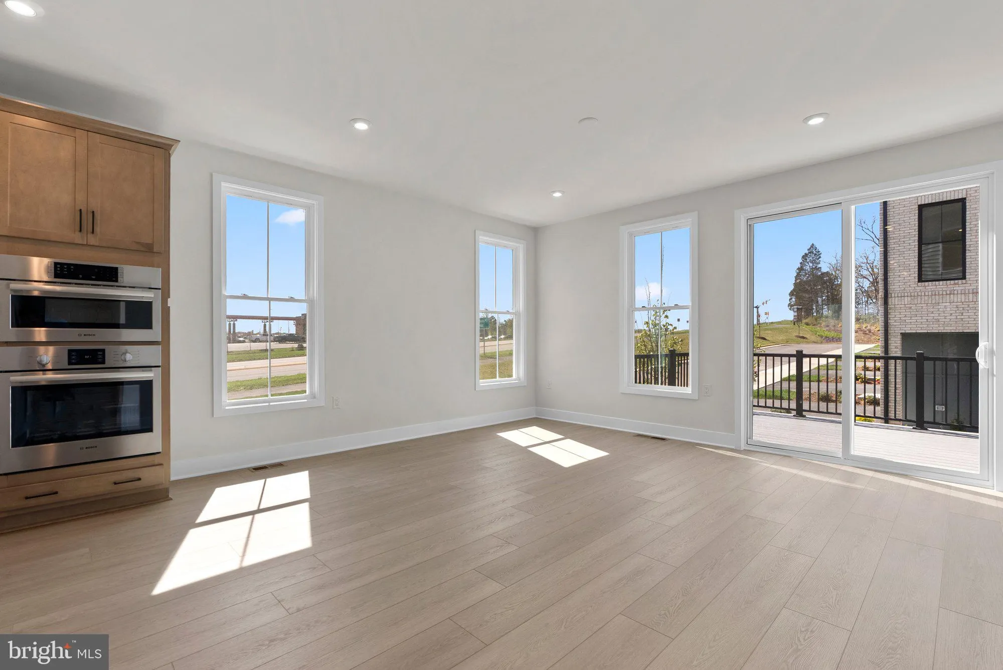 Property Slideshow image 18 of 49 | 44506 lowestoft sq, Ashburn, VA, 20147