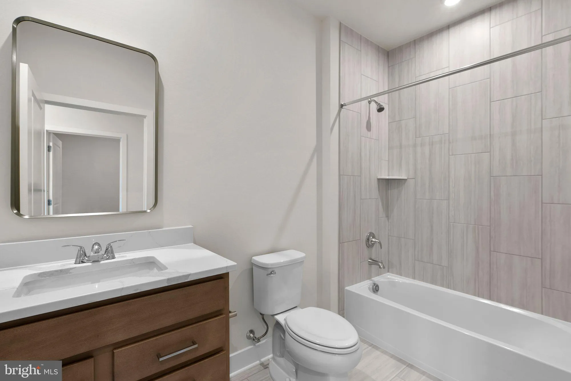 Property Slideshow image 28 of 49 | 44506 lowestoft sq, Ashburn, VA, 20147