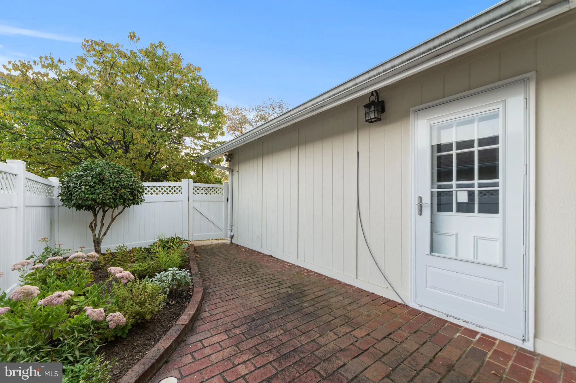 Property Slideshow image 9 of 24 | 2 finsbury park ct # 47-a, Silver Spring, MD, 20906