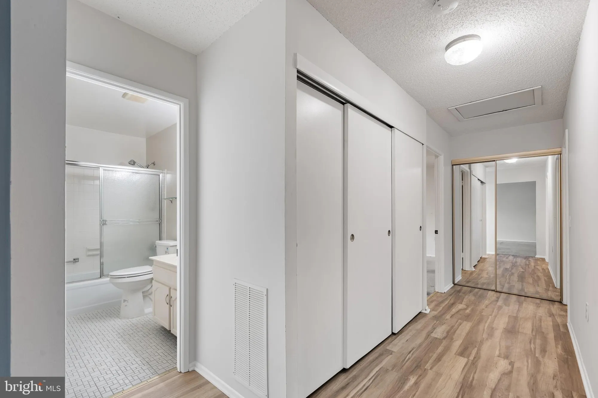 Property Slideshow image 14 of 24 | 2 finsbury park ct # 47-a, Silver Spring, MD, 20906