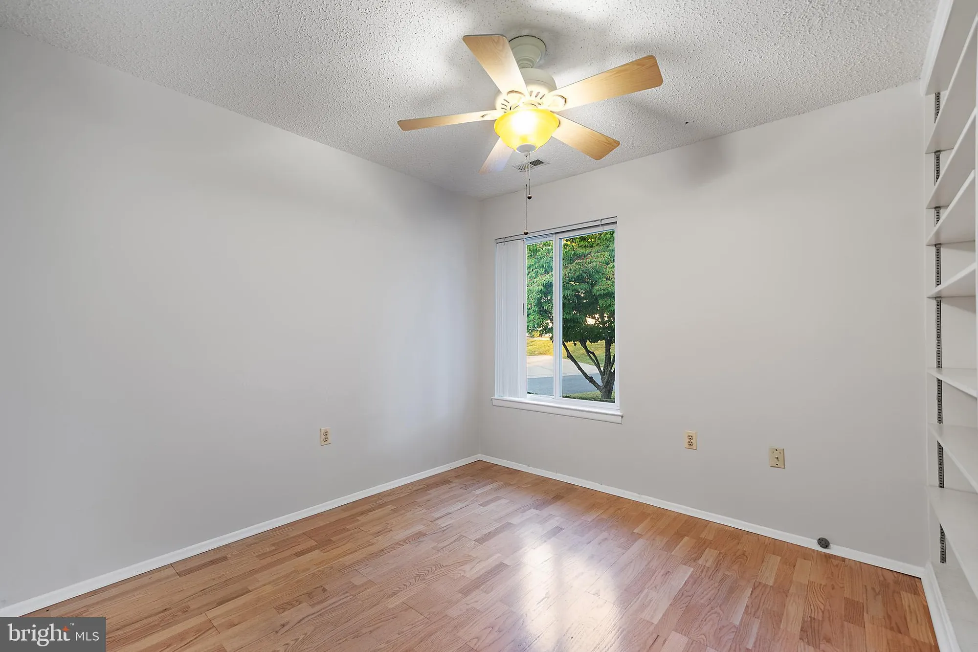 Property Slideshow image 22 of 24 | 2 finsbury park ct # 47-a, Silver Spring, MD, 20906