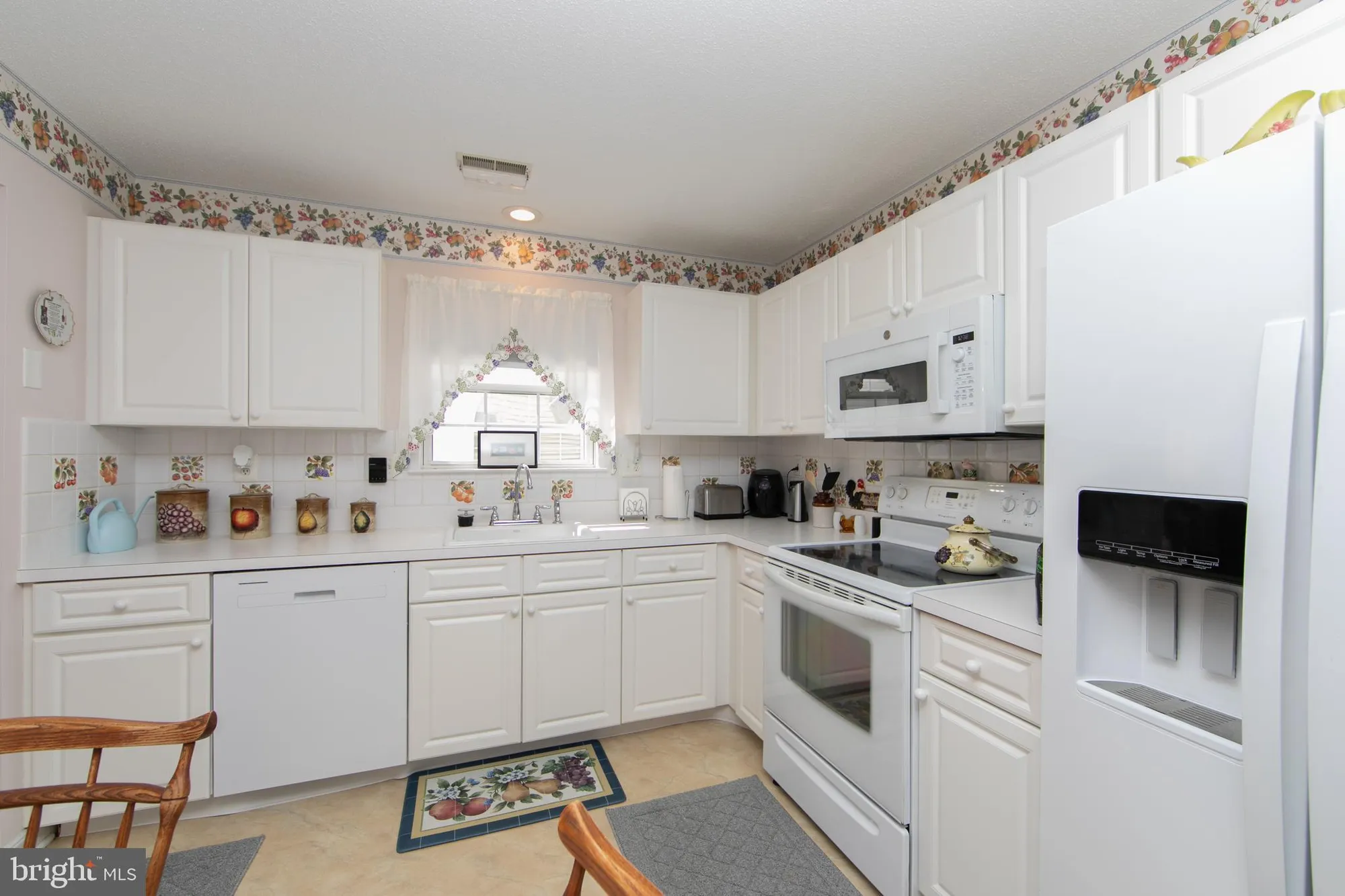 Property Slideshow image 12 of 34 | 516 saint martin ct, Williamstown, NJ, 08094