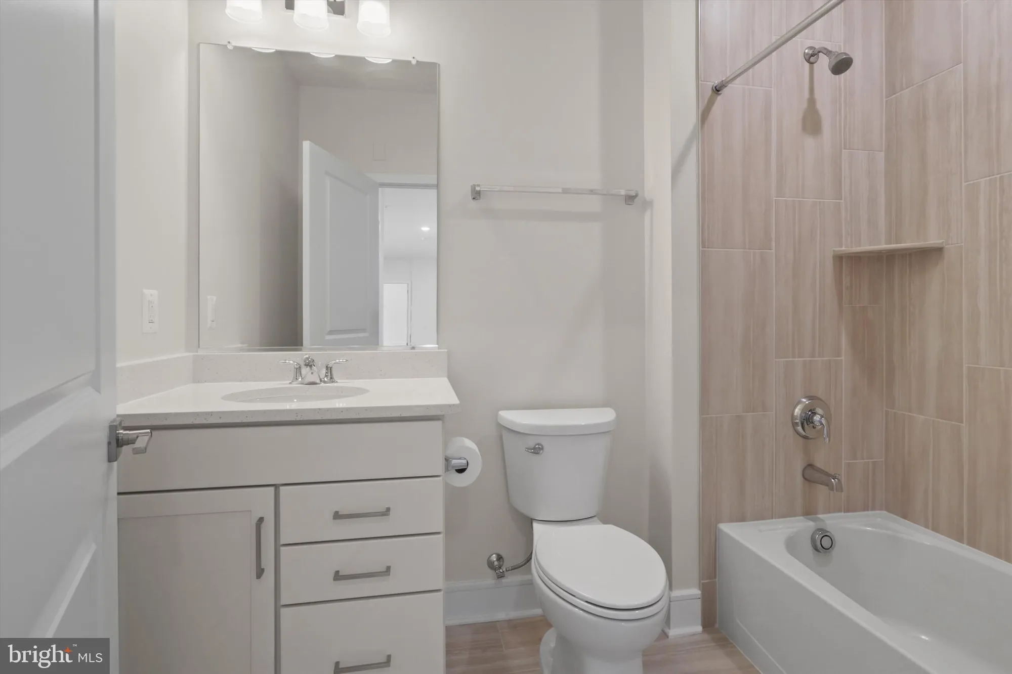 Property Slideshow image 27 of 49 | 23688 bolton crescent ter apt 204, Ashburn, VA, 20148