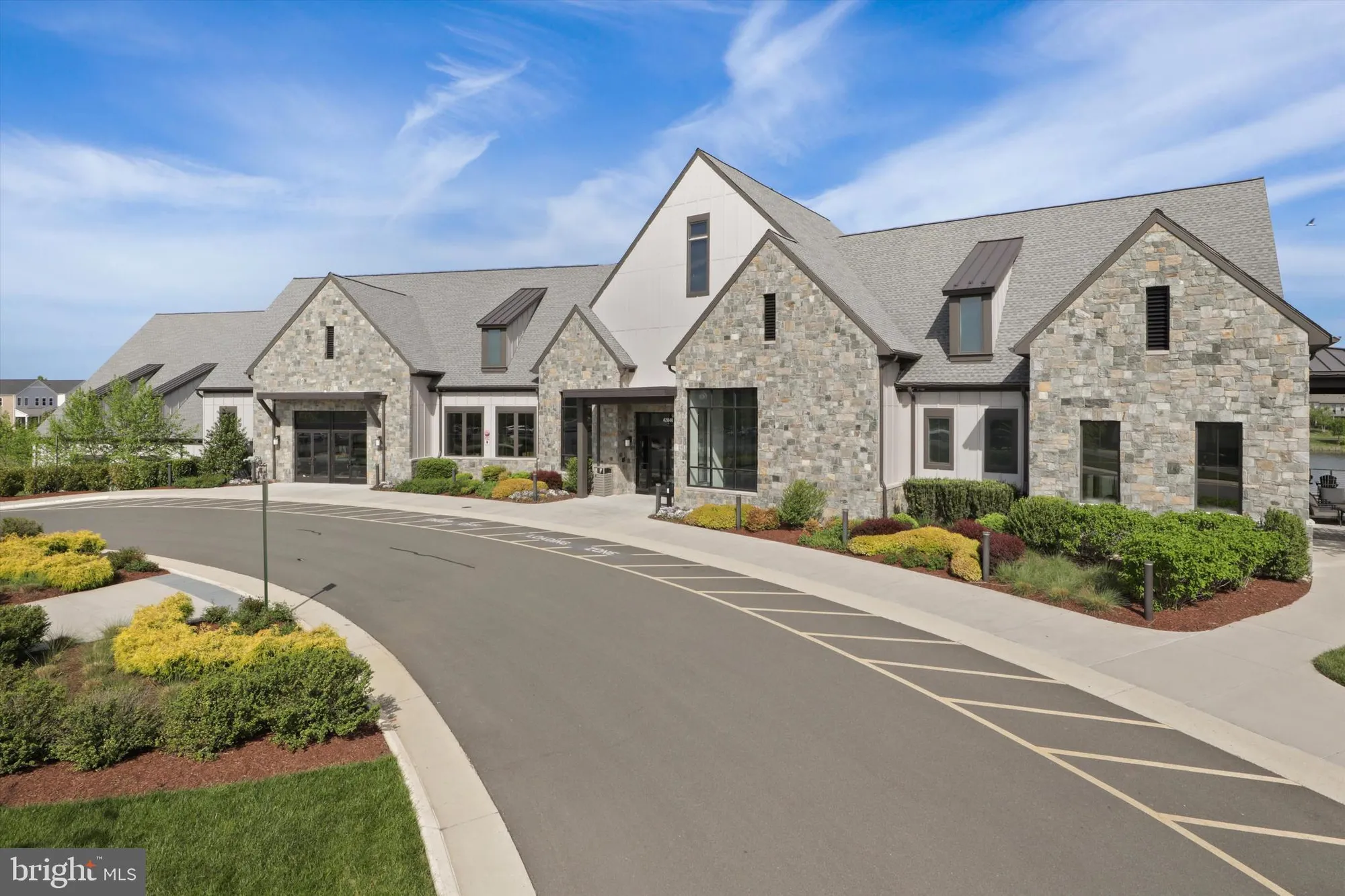 Property Slideshow image 33 of 49 | 23688 bolton crescent ter apt 204, Ashburn, VA, 20148