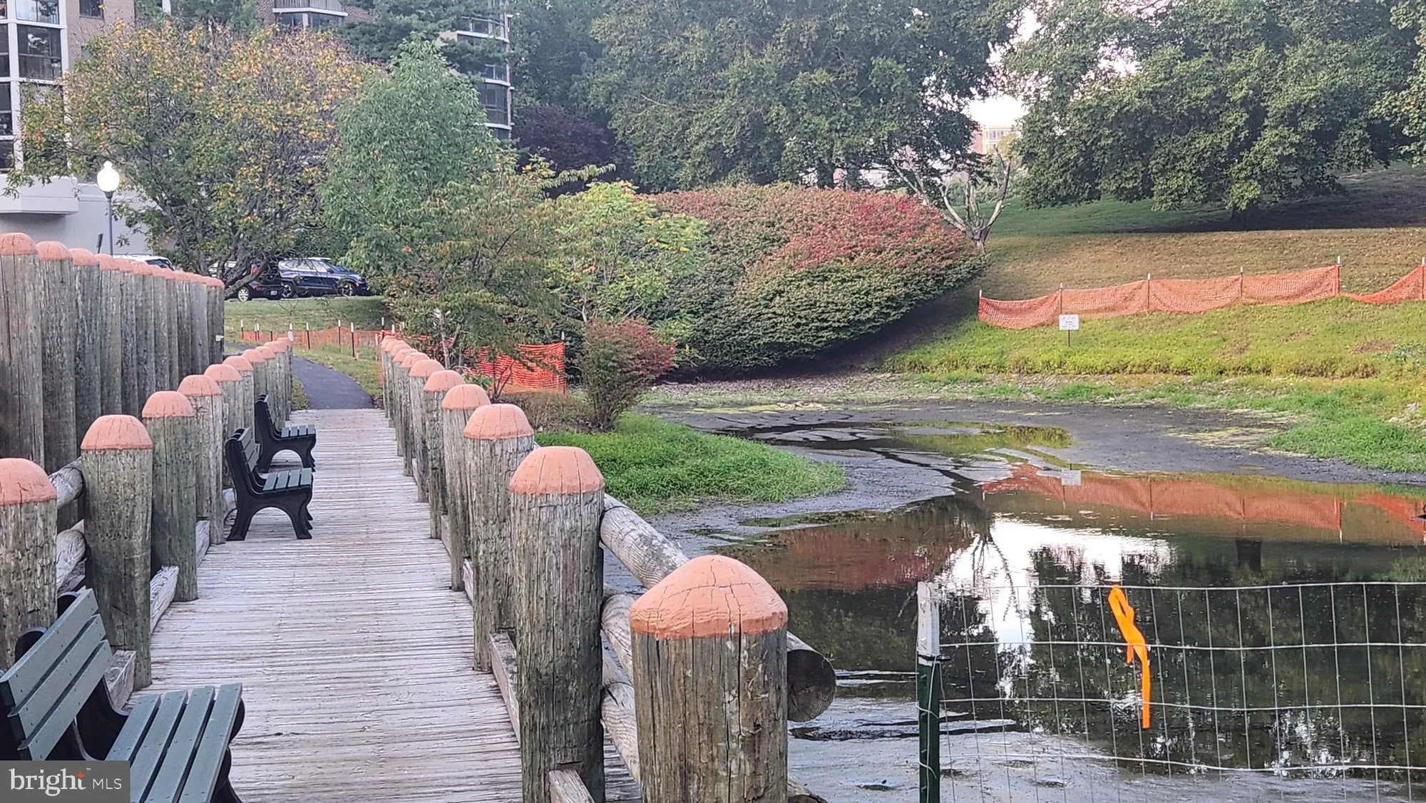 Property Slideshow image 25 of 37 | 15101 interlachen dr 1-315, Silver Spring, MD, 20906