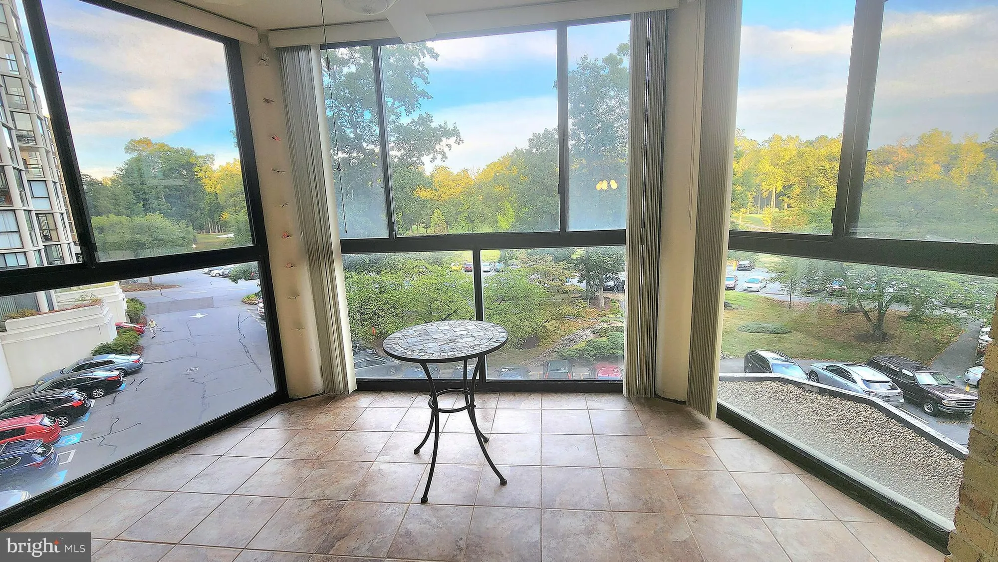 Property Slideshow image 2 of 37 | 15101 interlachen dr 1-315, Silver Spring, MD, 20906