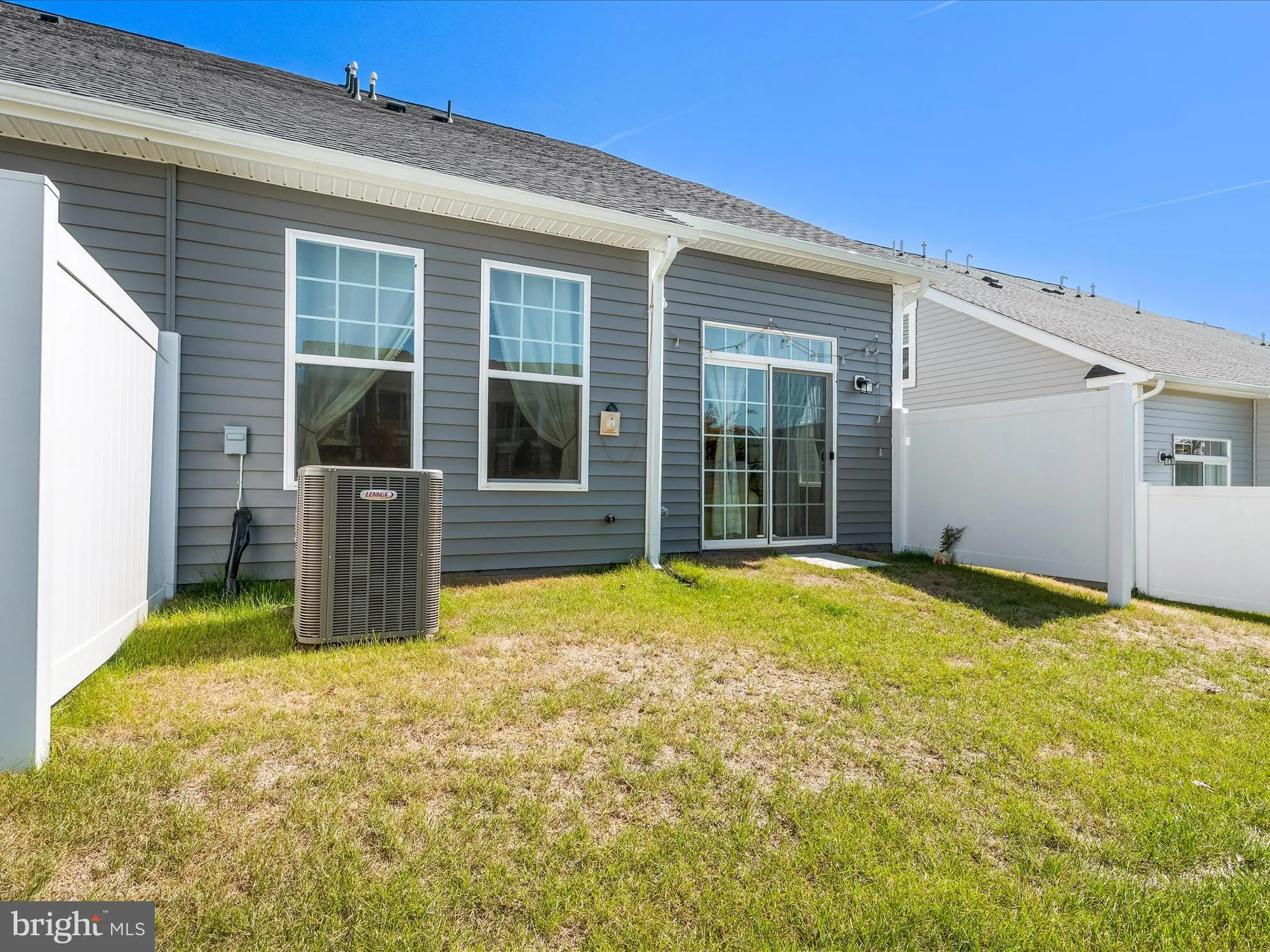 Property Slideshow image 34 of 45 | 13444 petrel st, Clarksburg, MD, 20871