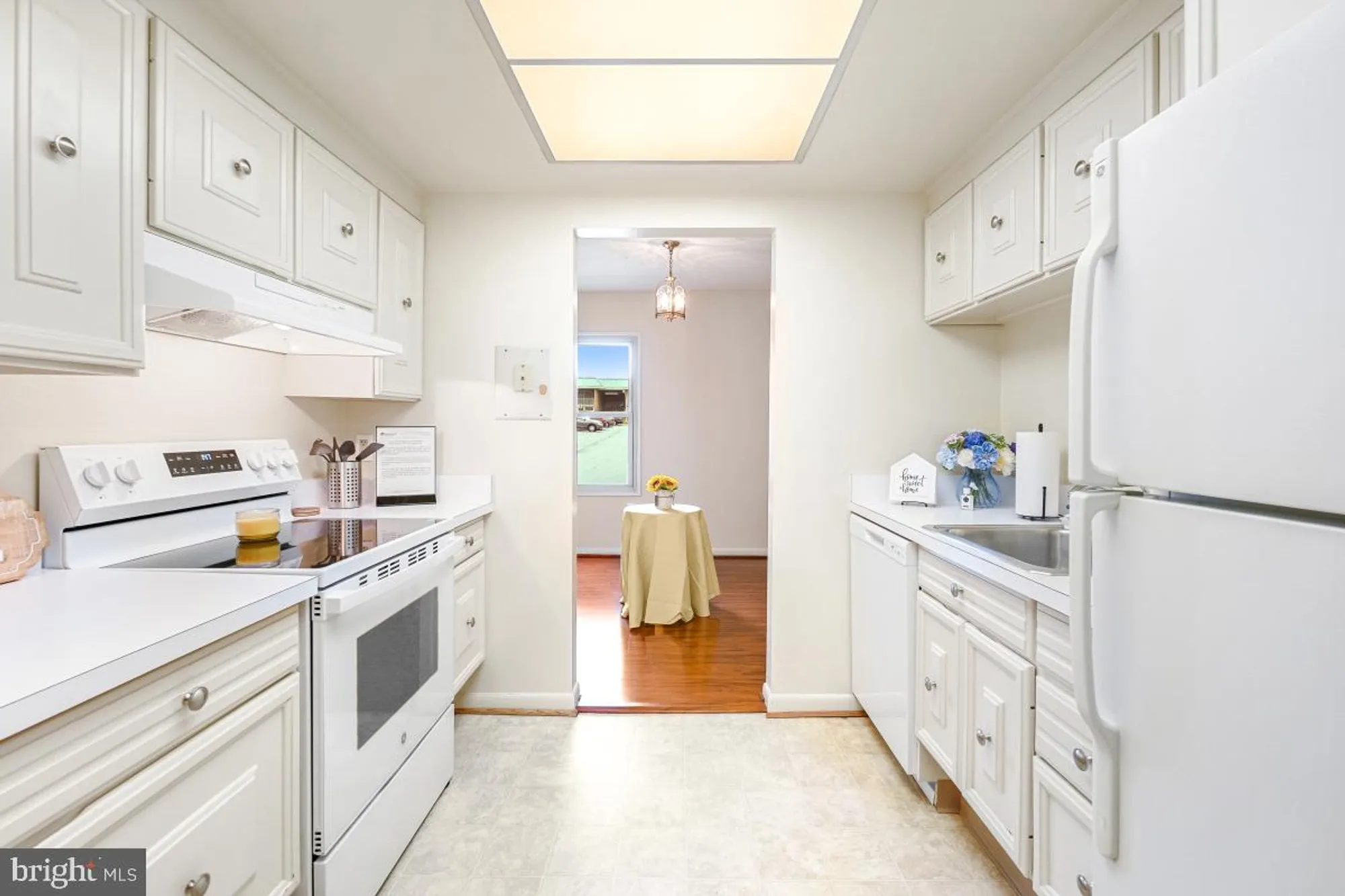 Property Slideshow image 1 of 31 | 3630 gleneagles dr 8-2b, Silver Spring, MD, 20906