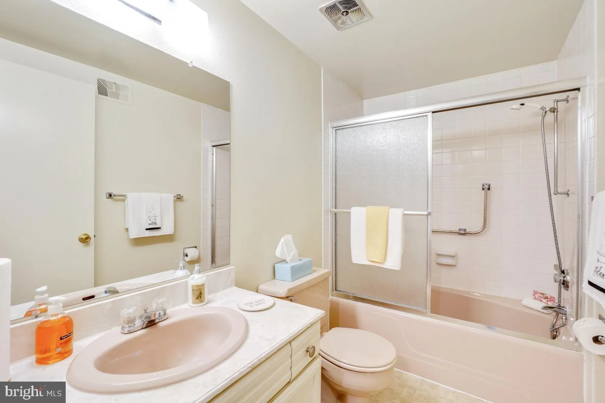 Property Slideshow image 9 of 31 | 3630 gleneagles dr 8-2b, Silver Spring, MD, 20906