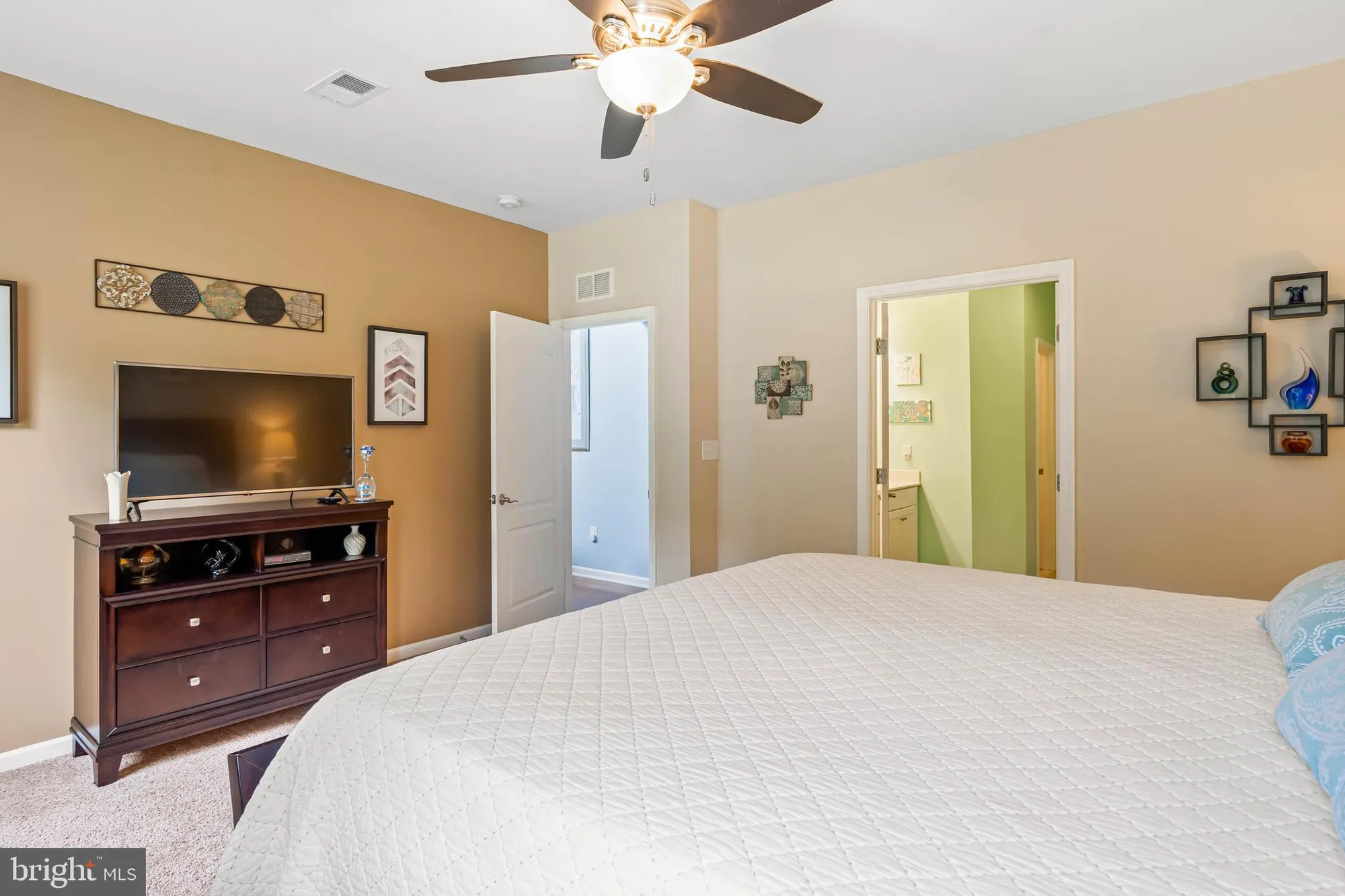 Property Slideshow image 20 of 87 | 33285 lone cedar lndg, Millville, DE, 19967