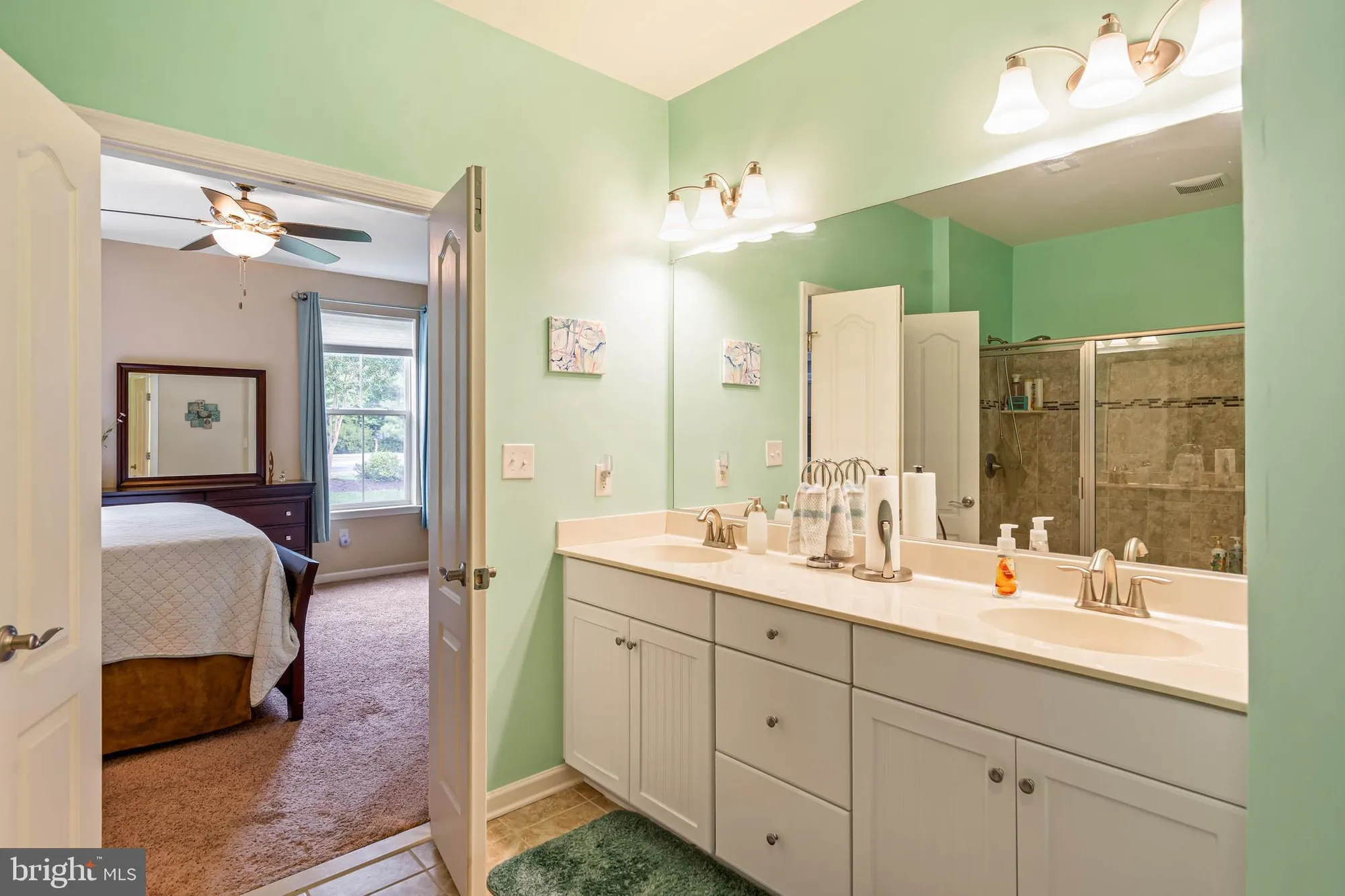 Property Slideshow image 22 of 87 | 33285 lone cedar lndg, Millville, DE, 19967