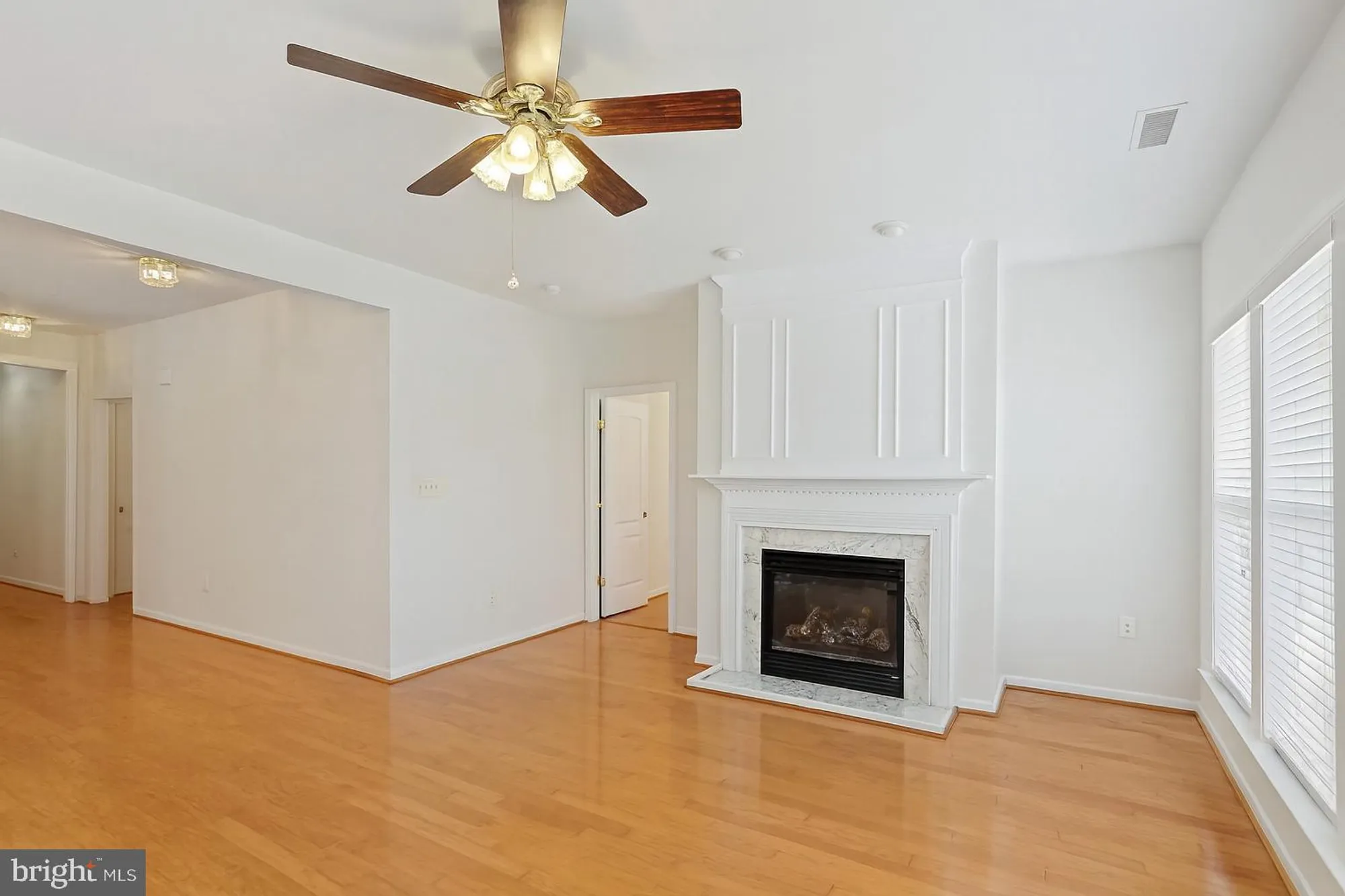 Property Slideshow image 6 of 43 | 102 butterfly dr # 55, Taneytown, MD, 21787