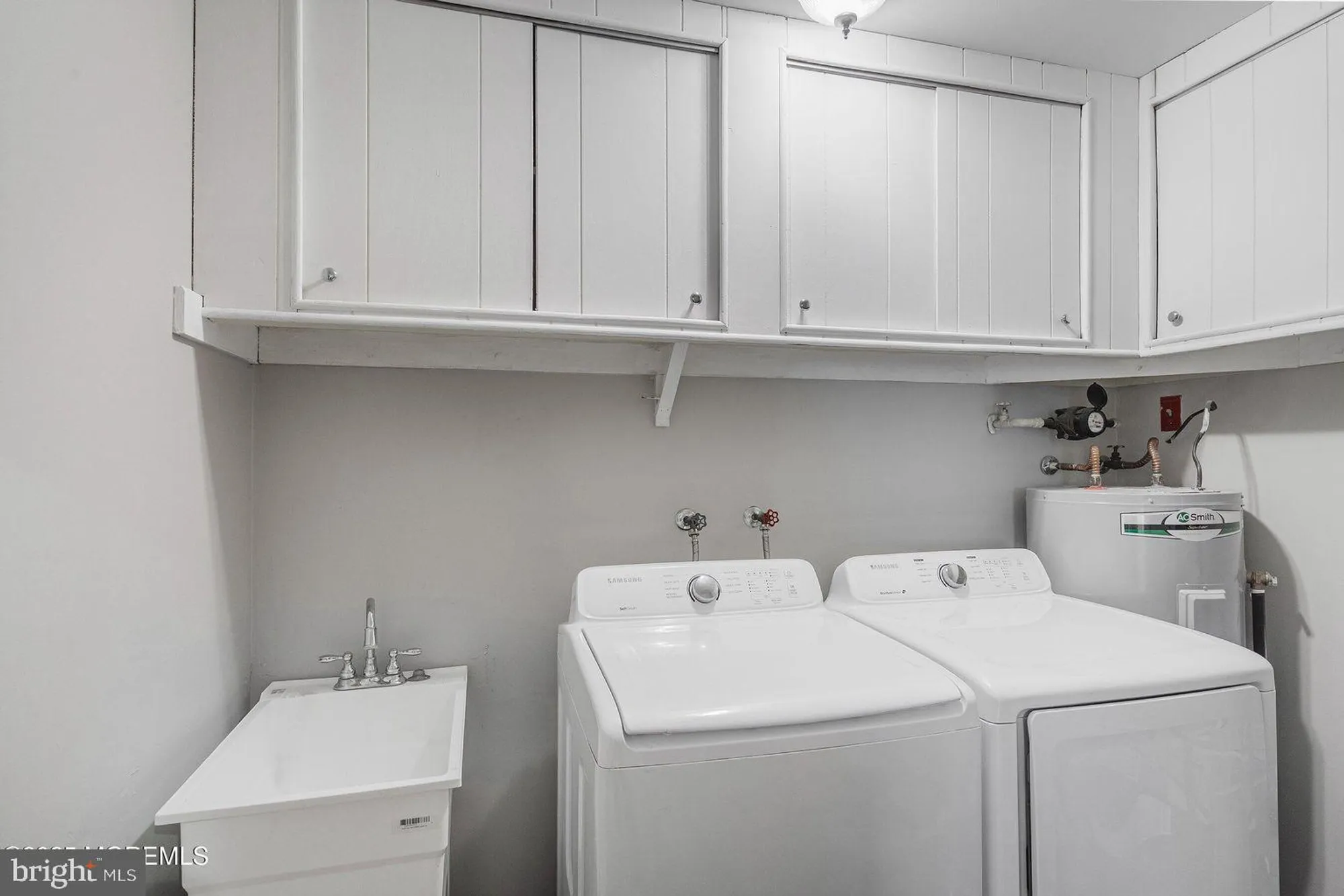 Property Slideshow image 10 of 23 | 7 drake st b, Whiting, NJ, 08759