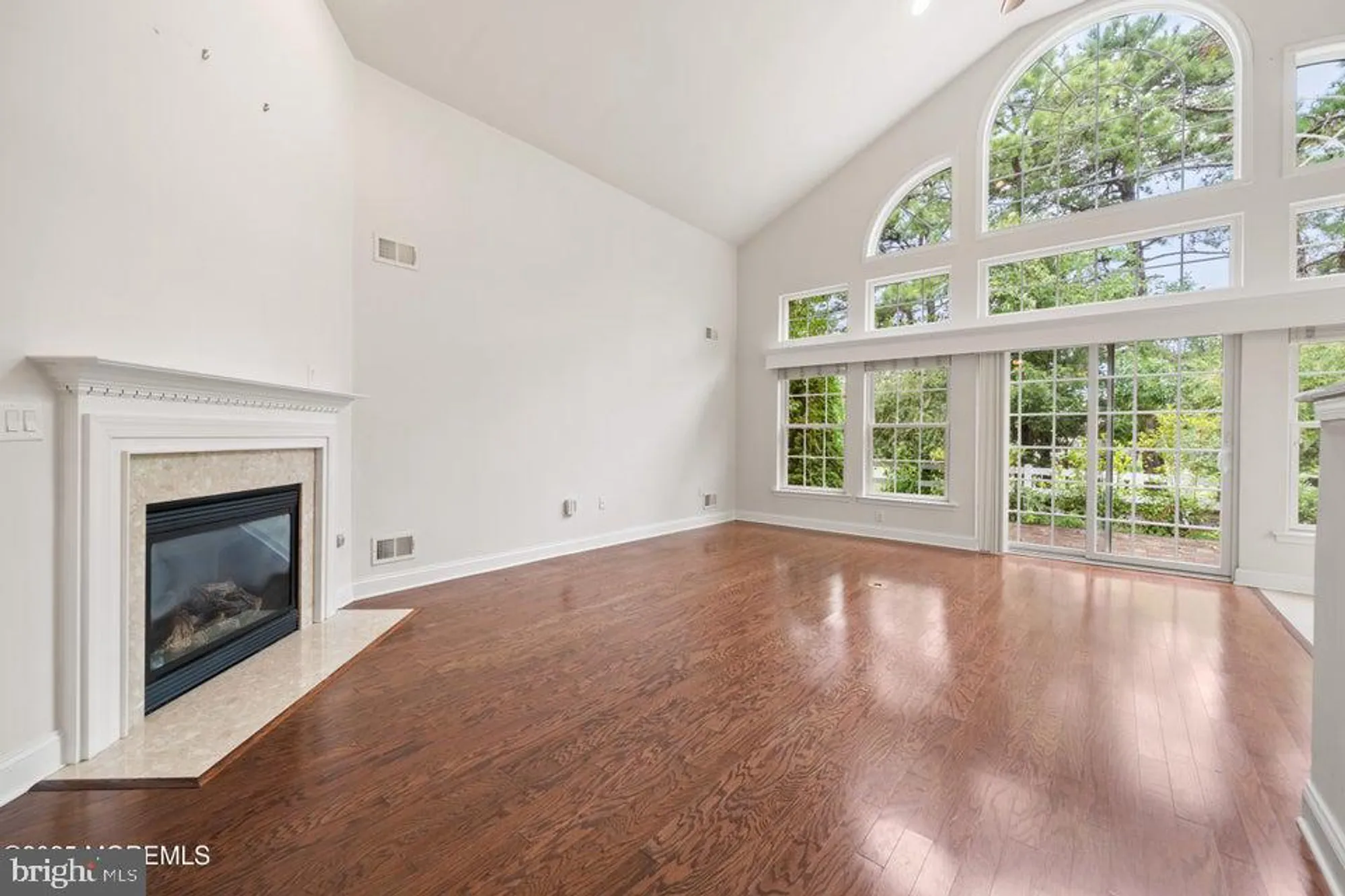 Property Slideshow image 10 of 38 | 38 point pleasant ln, Waretown, NJ, 08758