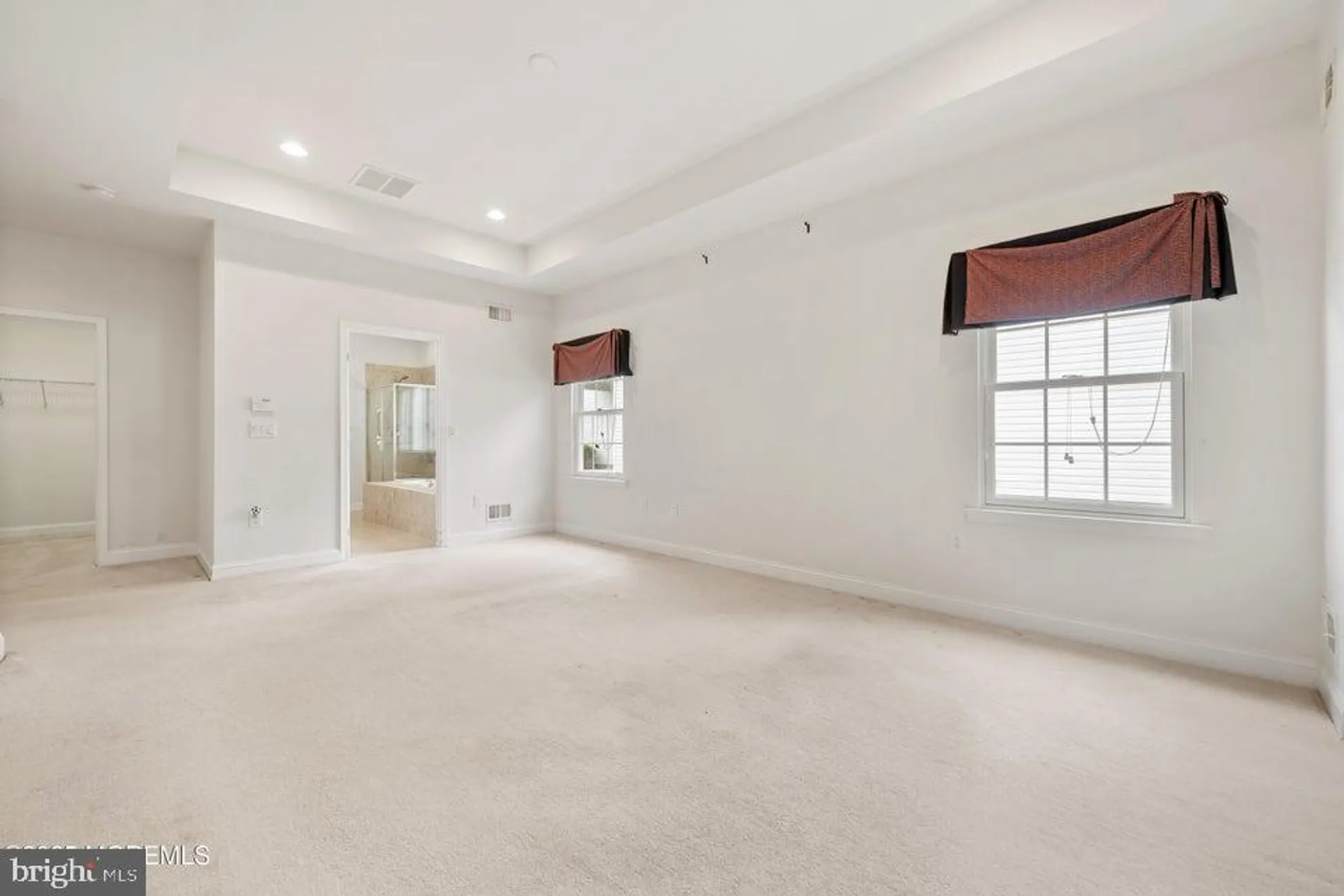 Property Slideshow image 19 of 38 | 38 point pleasant ln, Waretown, NJ, 08758