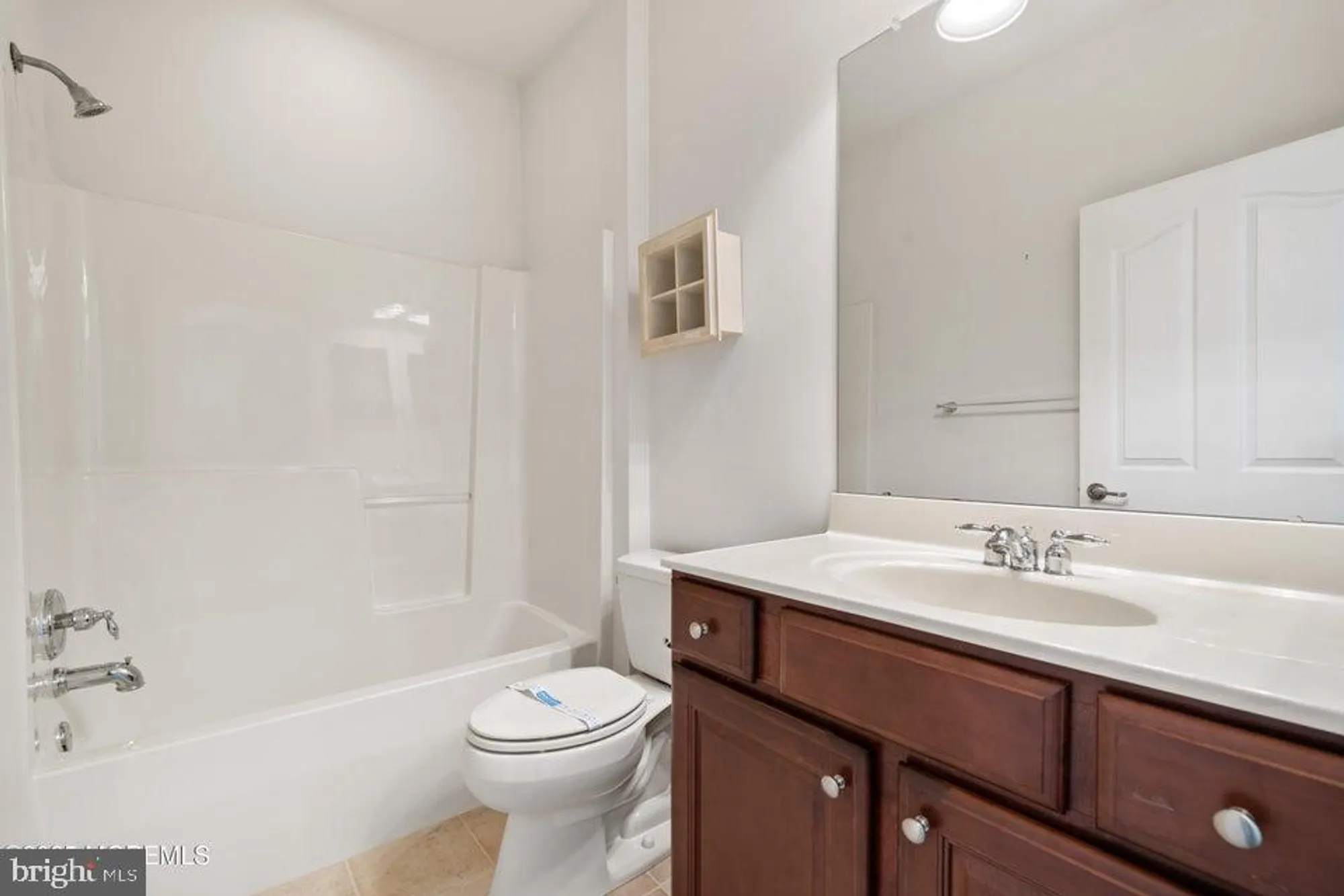 Property Slideshow image 23 of 38 | 38 point pleasant ln, Waretown, NJ, 08758