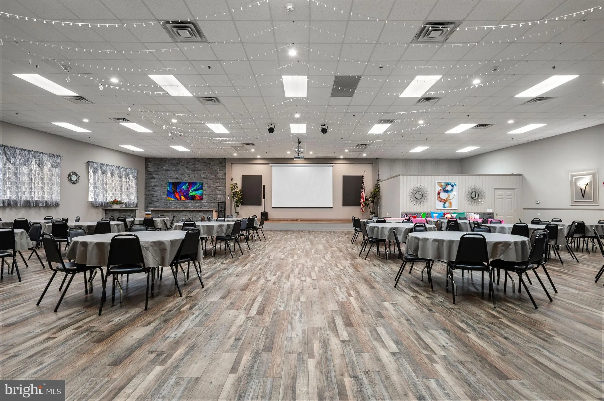 Property Slideshow image 43 of 50 | 1000 centennial sta 100, Warminster, PA, 18974