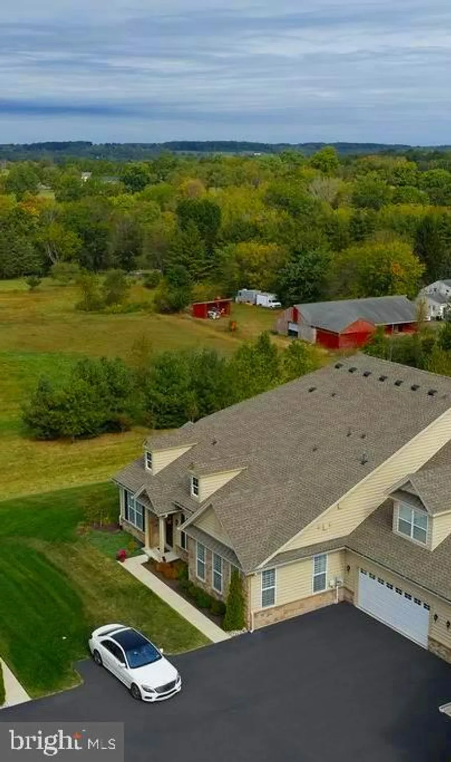 Property Slideshow image 28 of 36 | 3267 bushwood dr, Perkasie, PA, 18944