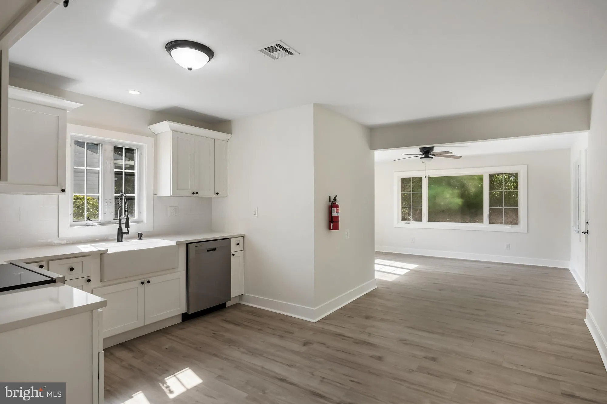 Property Slideshow image 7 of 20 | 55 sheffield pl, Southampton, NJ, 08088