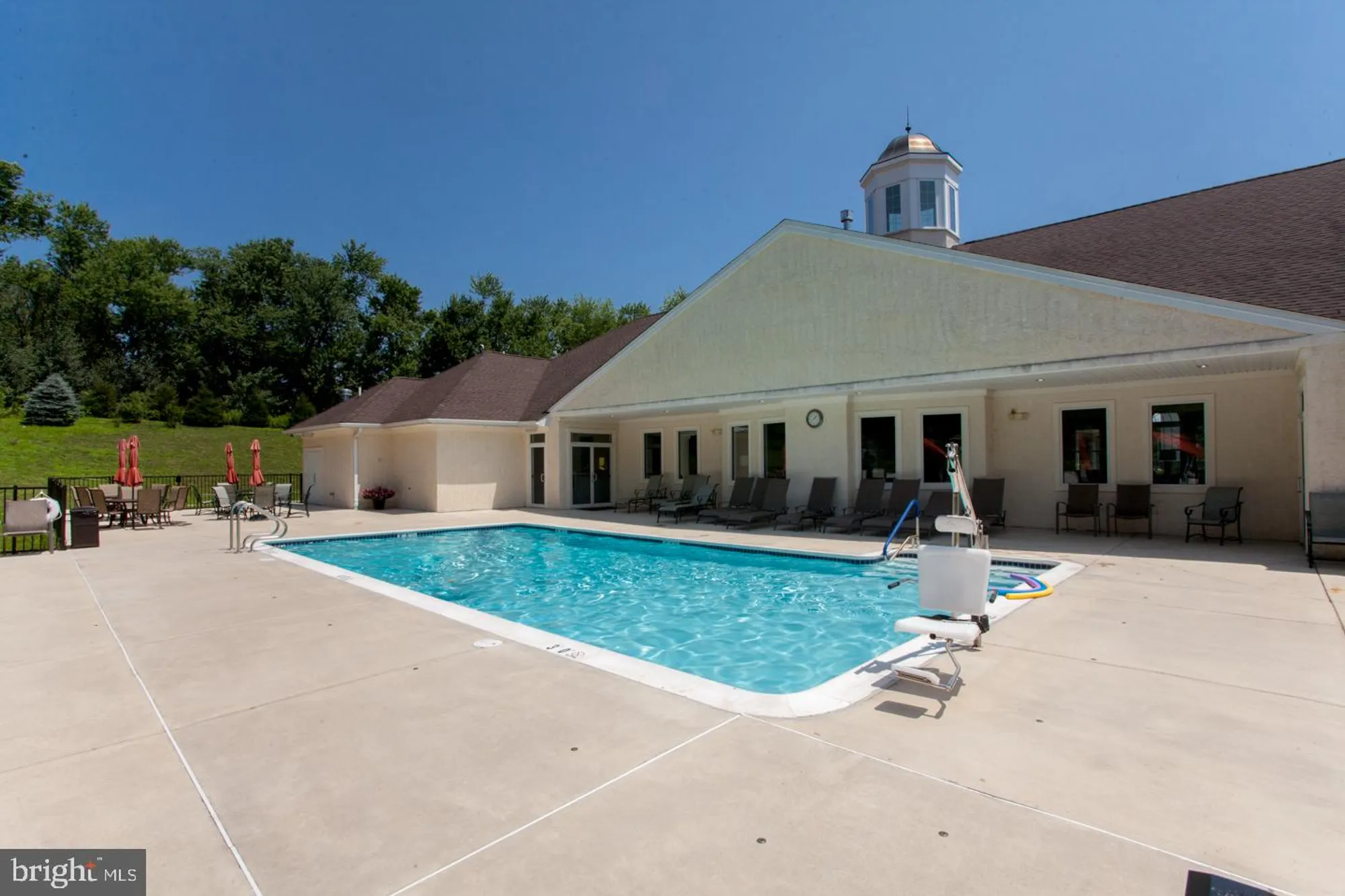 Property Slideshow image 39 of 41 | 4219 meridian blvd, Warrington, PA, 18976