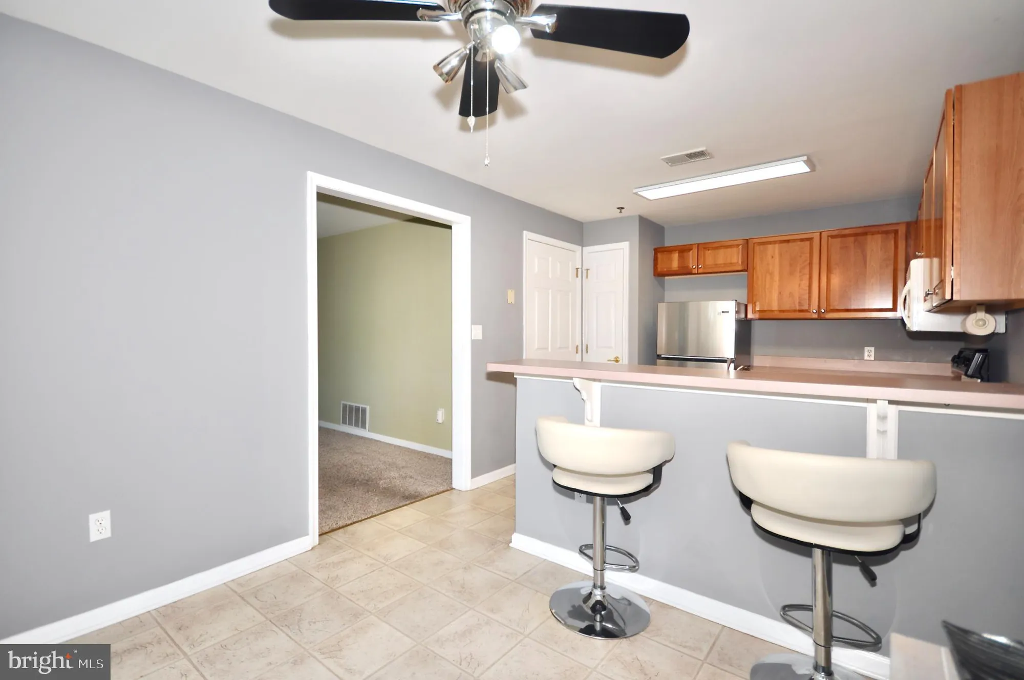 Property Slideshow image 15 of 39 | 42 w college ave apt 324, Yardley, PA, 19067