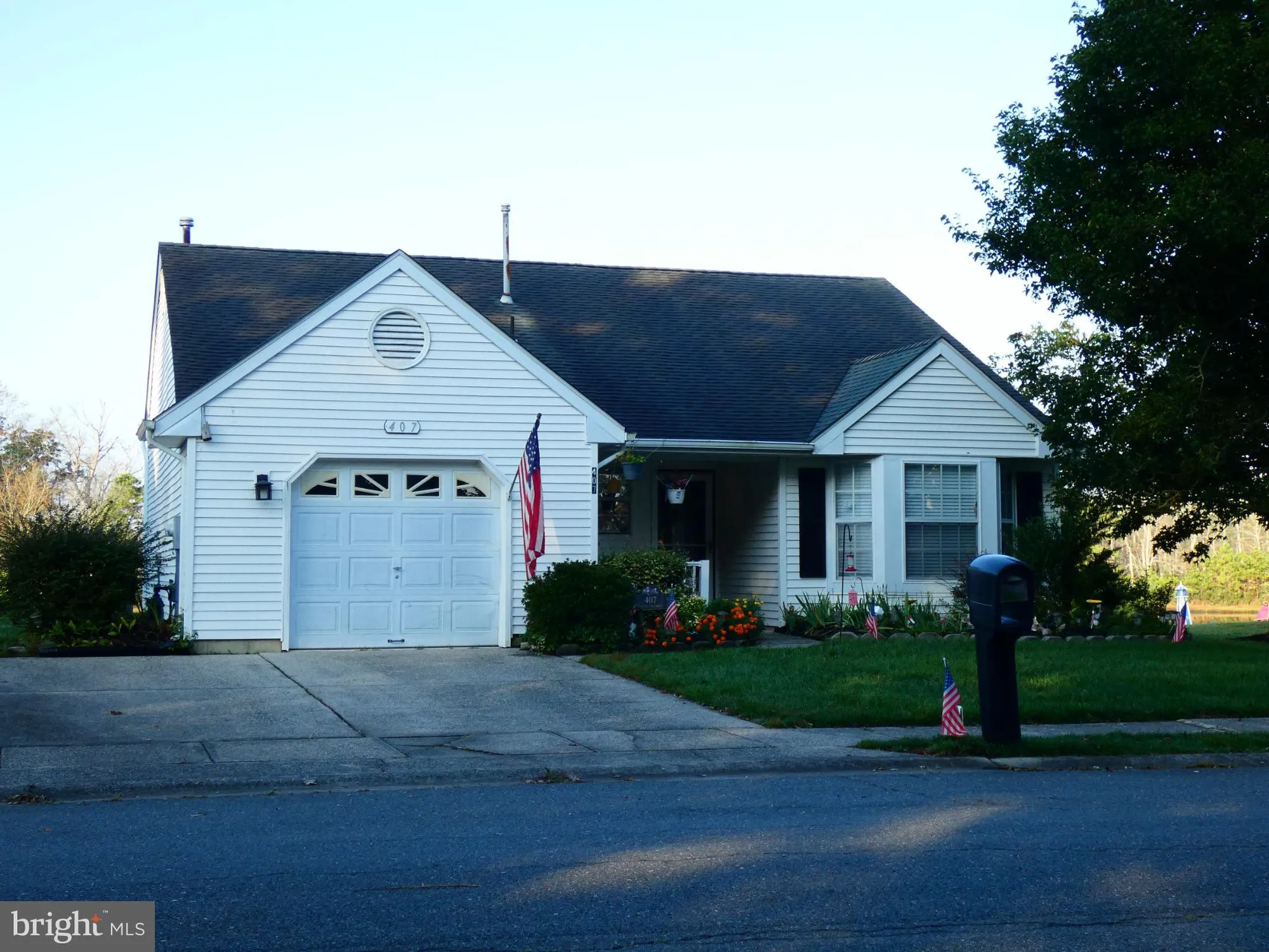 Property Slideshow image 3 of 31 | 407 lexington dr, Little Egg Harbor Twp, NJ, 08087