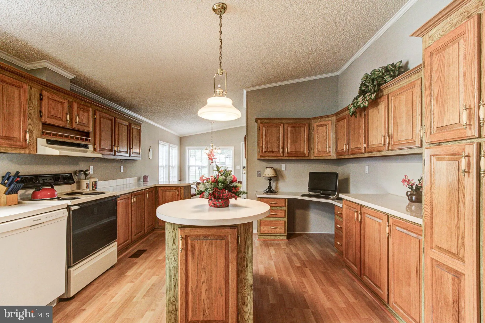 Property Slideshow image 11 of 38 | 147 raven ct, New Hope, PA, 18938