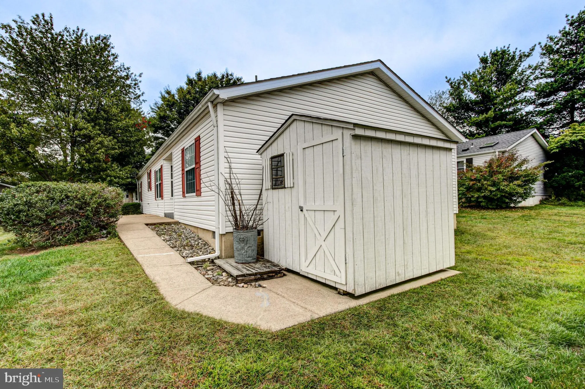 Property Slideshow image 5 of 38 | 147 raven ct, New Hope, PA, 18938