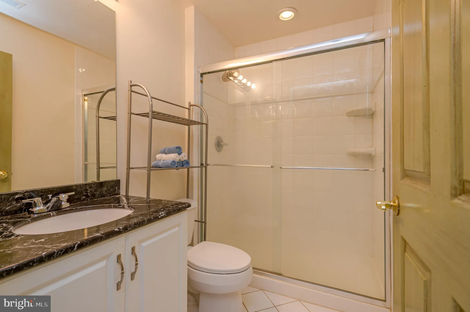 Property Slideshow image 20 of 29 | 125 einstein way, East Windsor, NJ, 08512