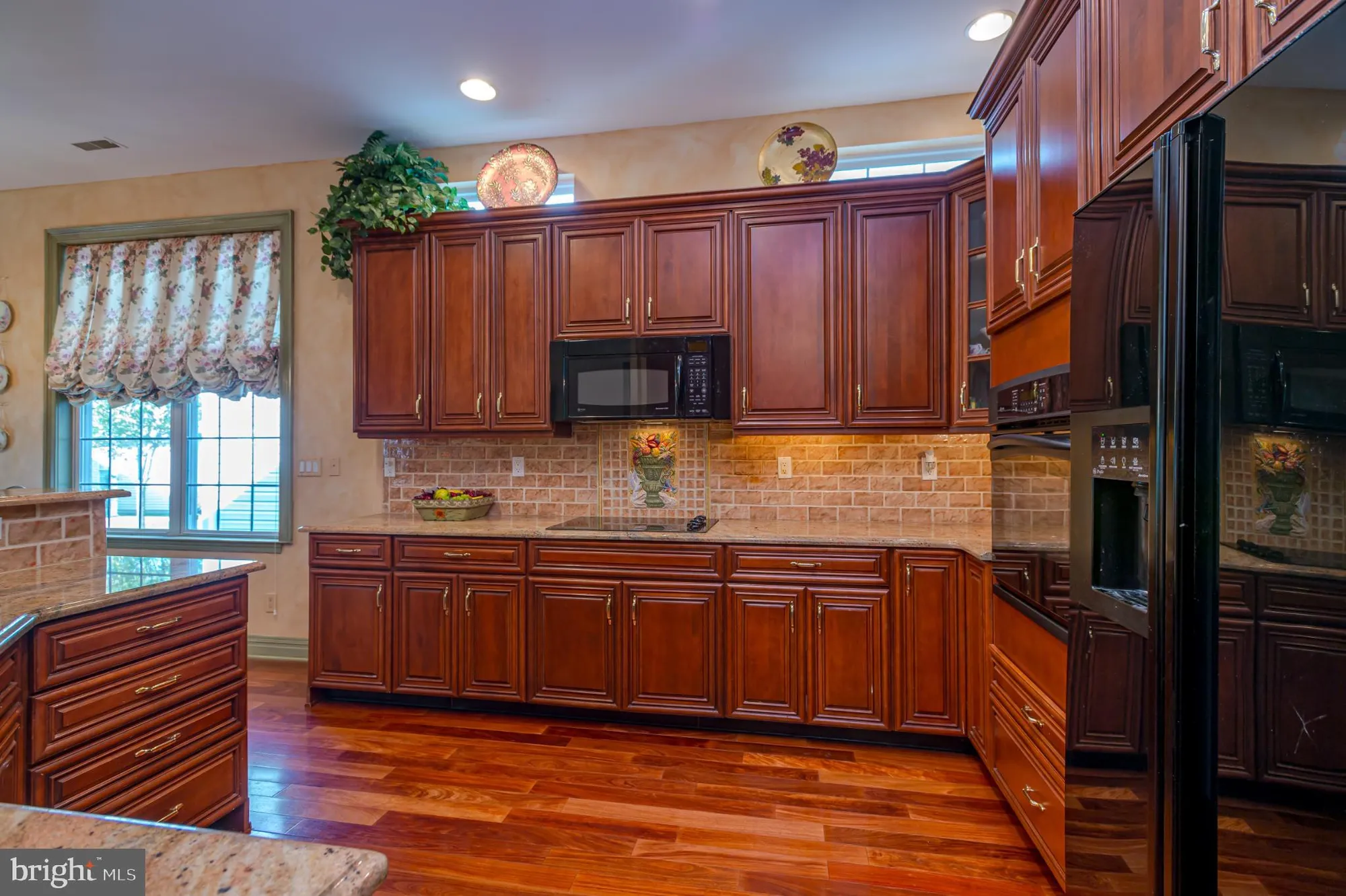 Property Slideshow image 6 of 29 | 125 einstein way, East Windsor, NJ, 08512