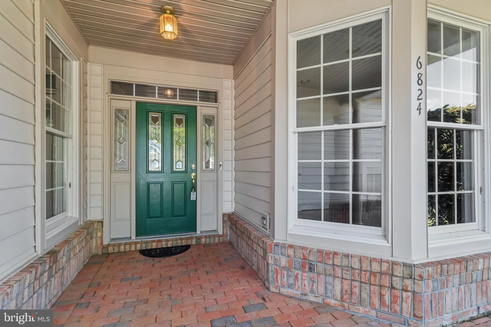 Property Slideshow image 10 of 115 | 6824 derby run way, Gainesville, VA, 20155