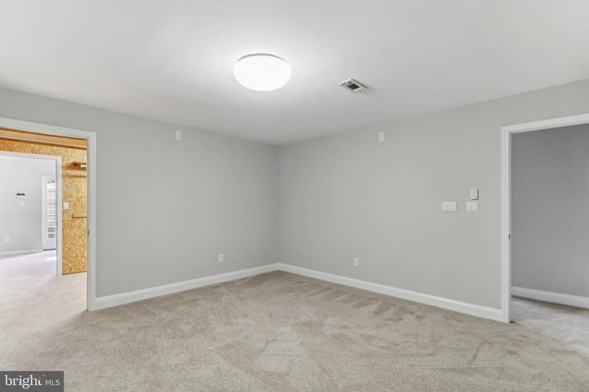 Property Slideshow image 80 of 115 | 6824 derby run way, Gainesville, VA, 20155
